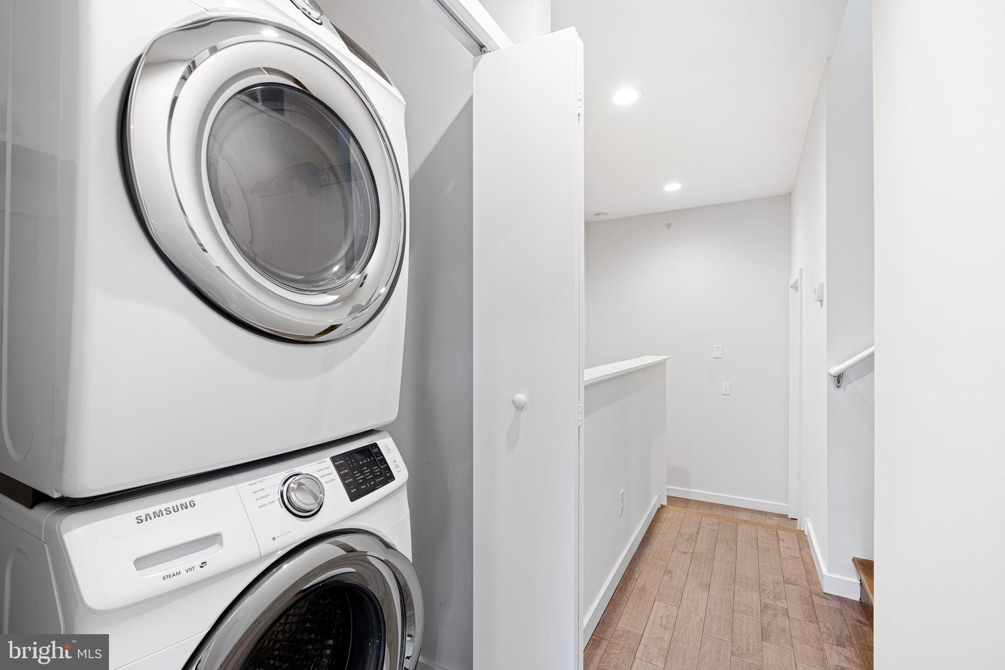 FRANCISVILLE - Residential