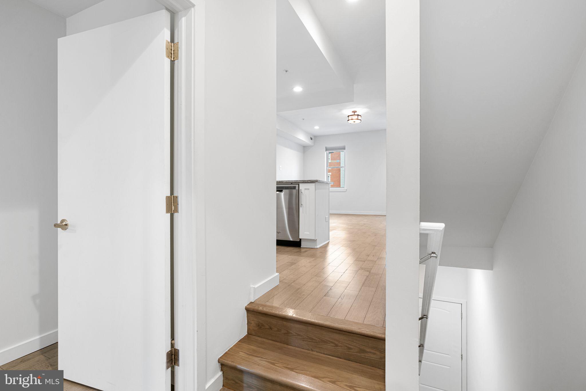 FRANCISVILLE - Residential