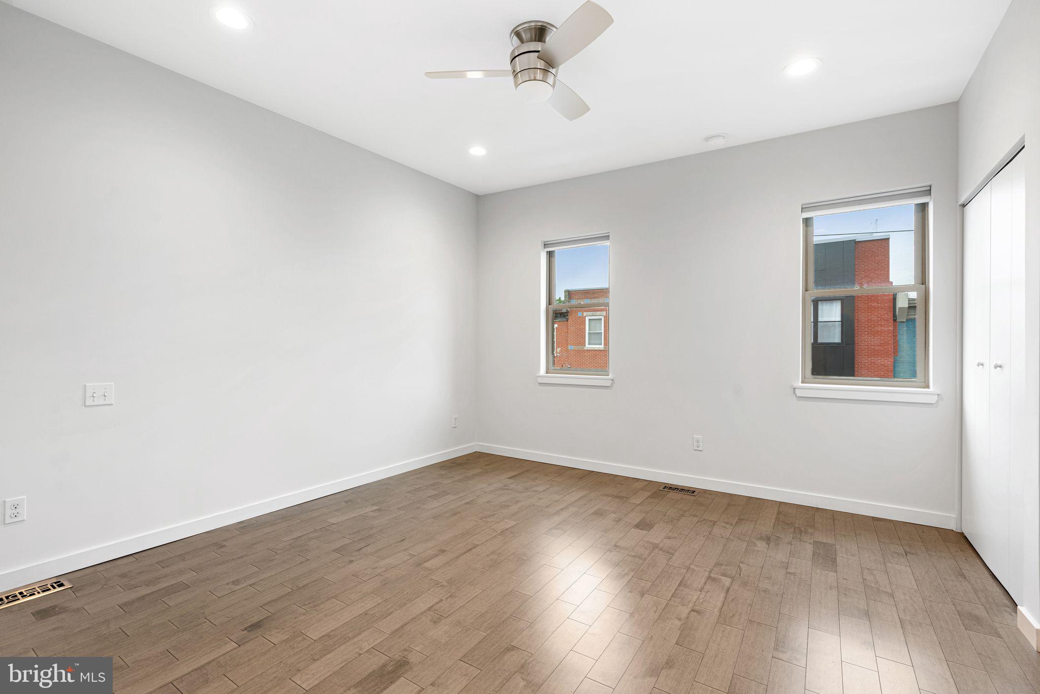 FRANCISVILLE - Residential