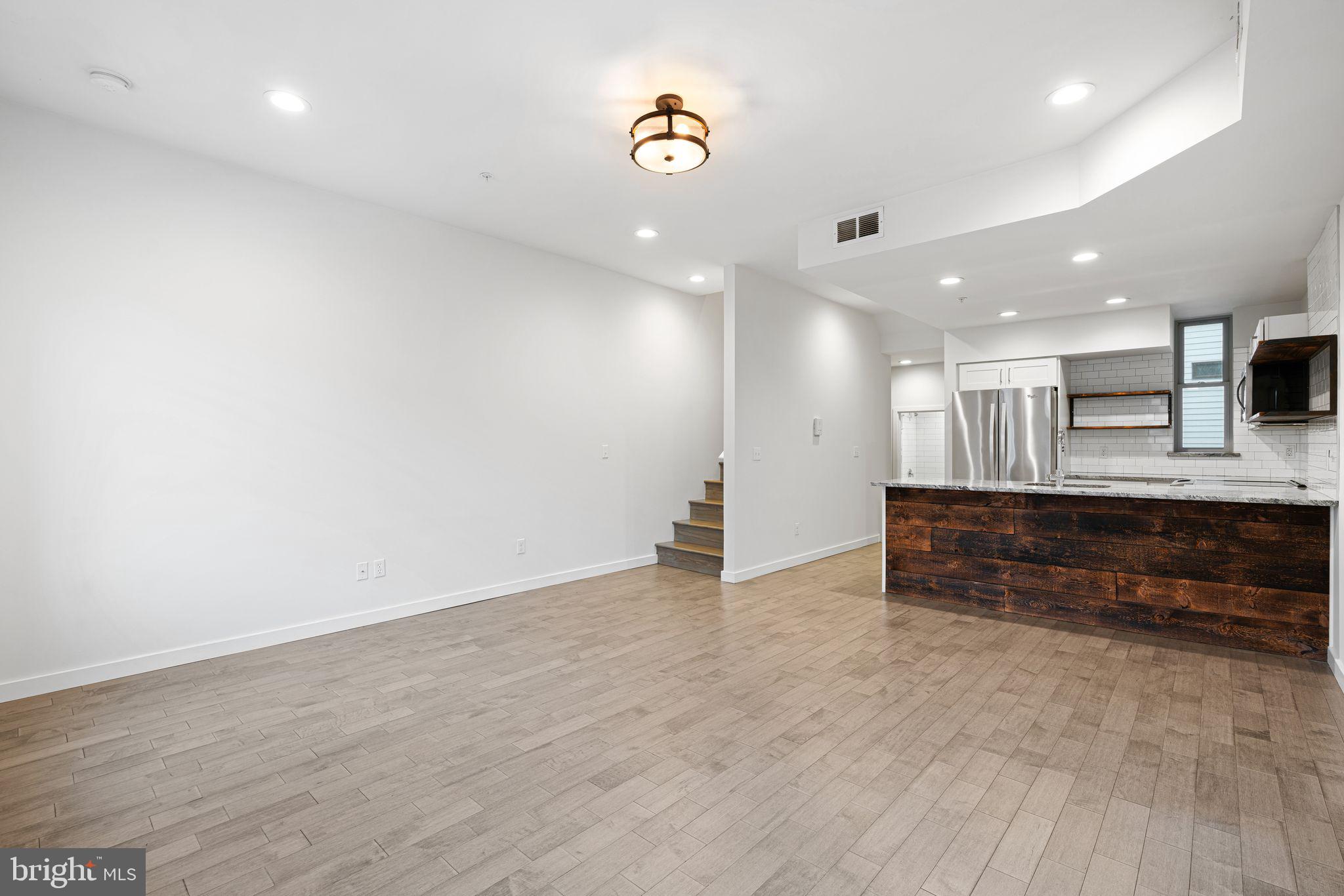 FRANCISVILLE - Residential