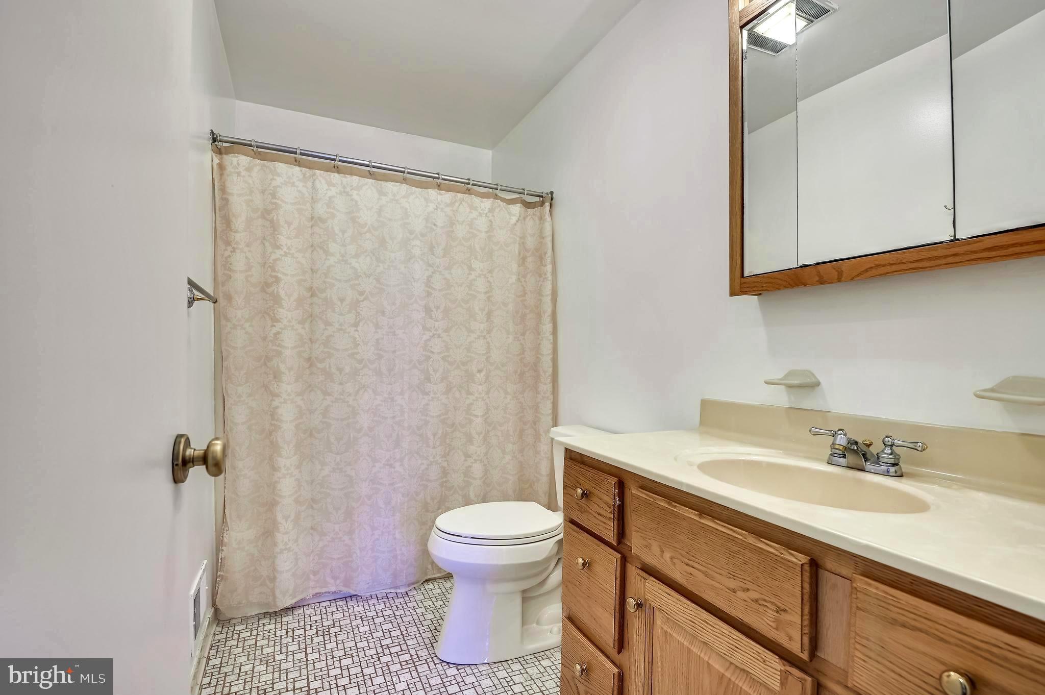 DEVERE ESTATES - Residential