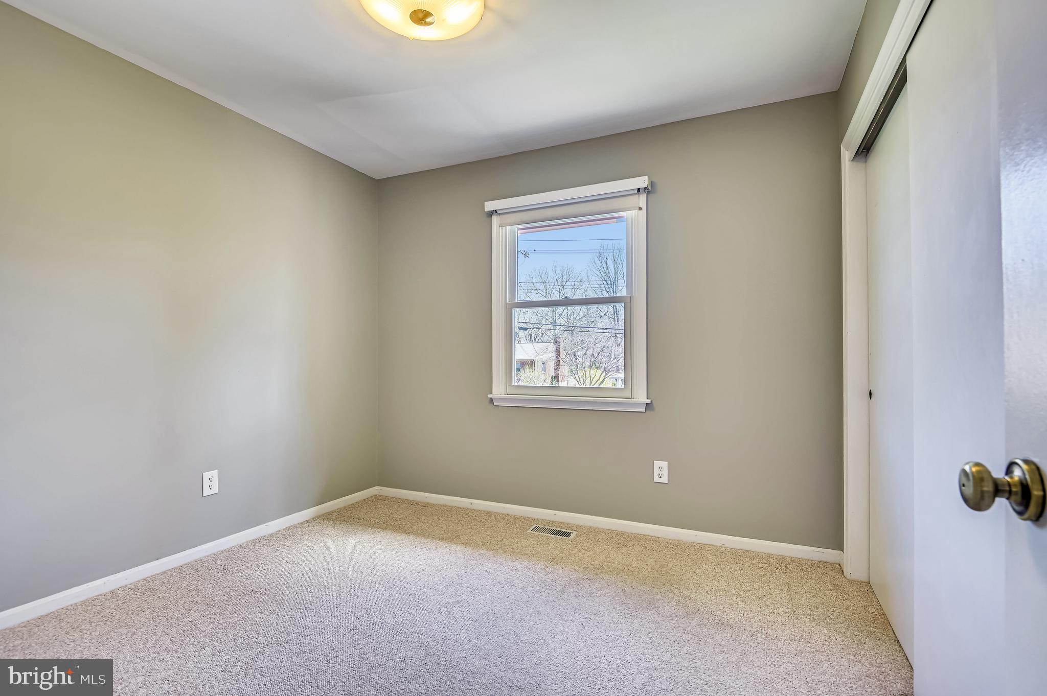 DEVERE ESTATES - Residential