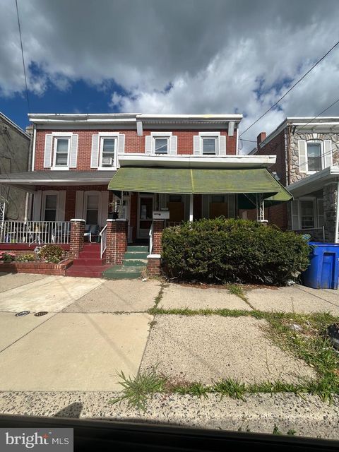 2704 W 4TH STREET CHESTER PA 19013
