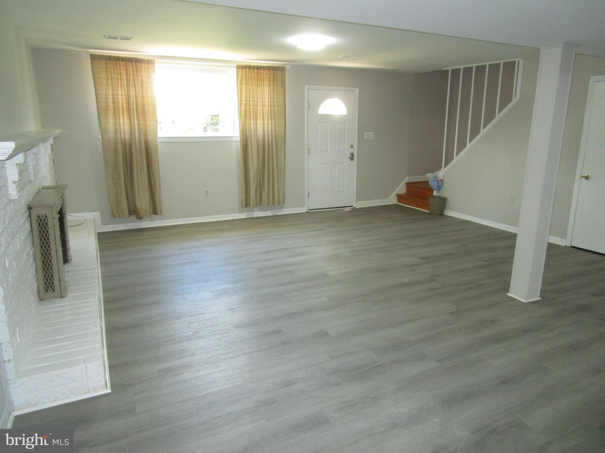 WOODBERRY FOREST - Residential Lease