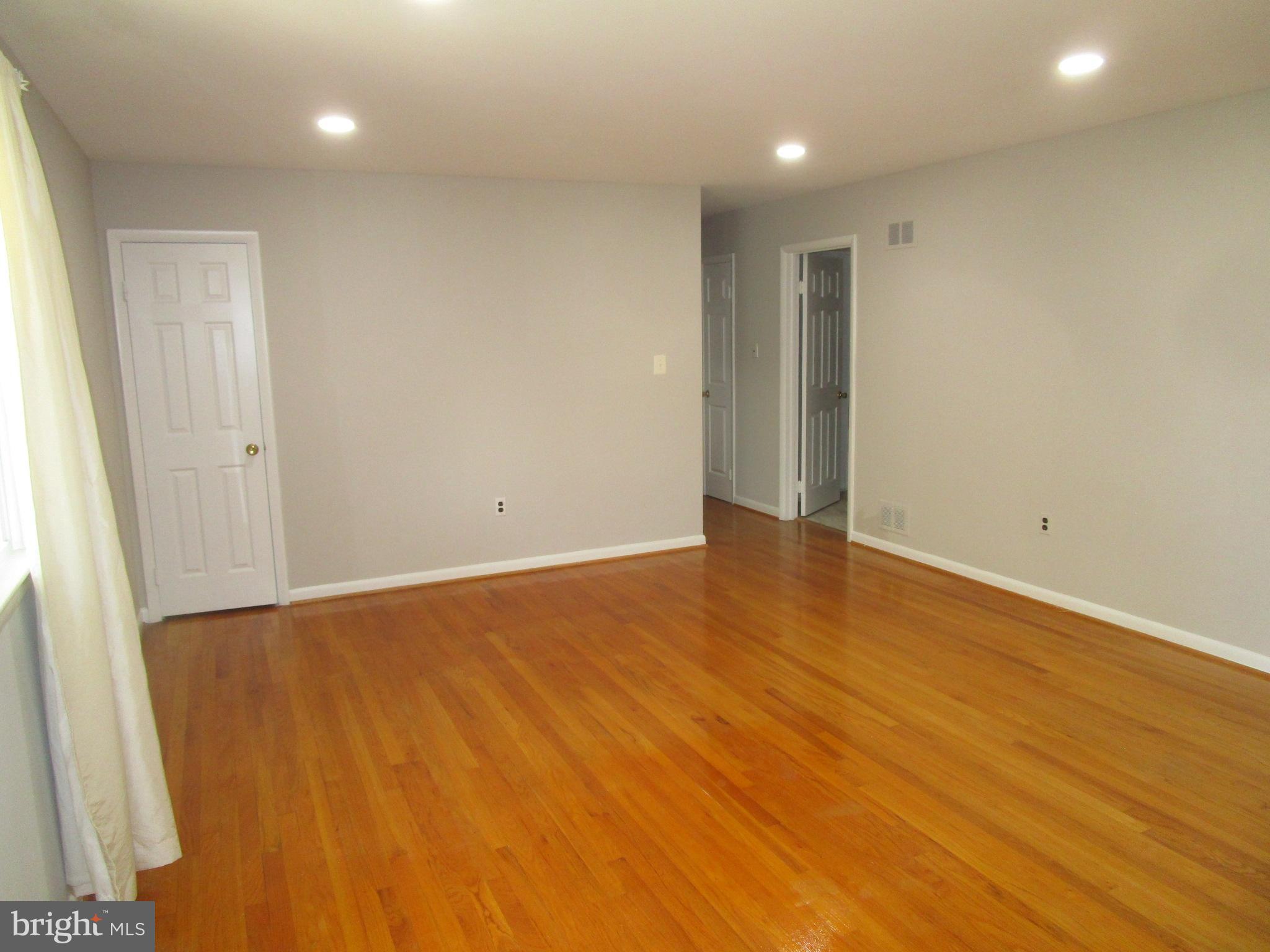 WOODBERRY FOREST - Residential Lease