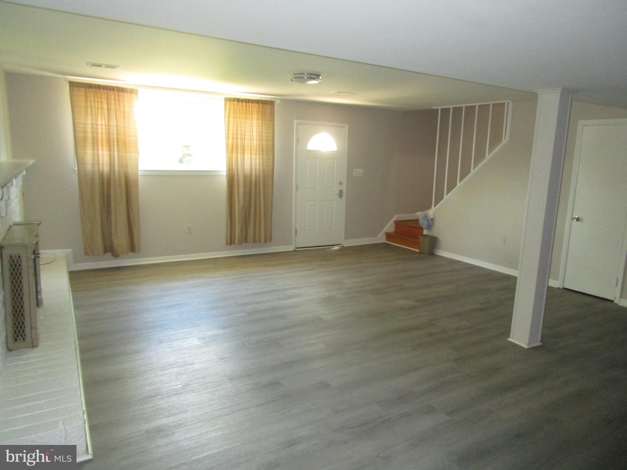 WOODBERRY FOREST - Residential Lease