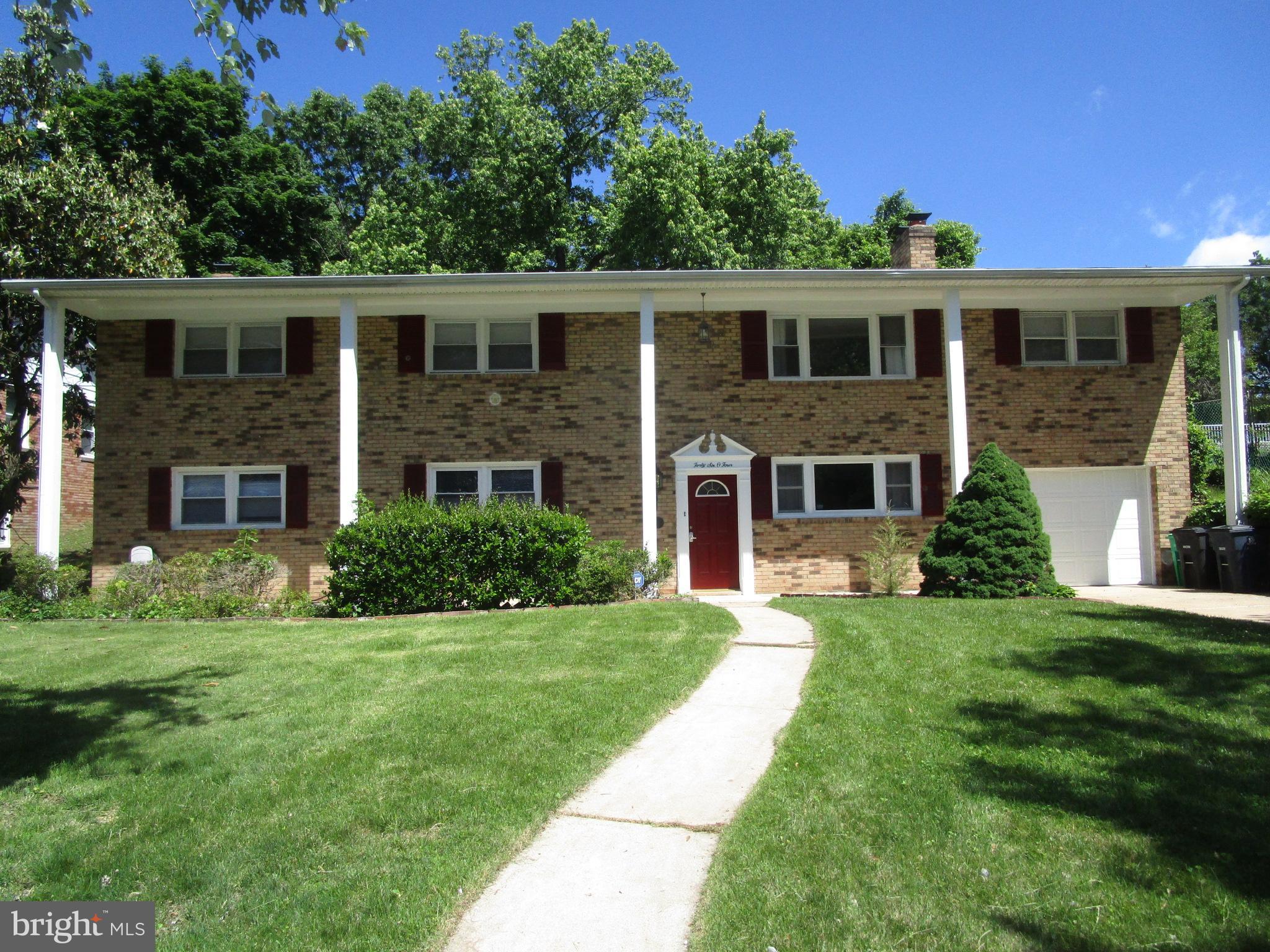 WOODBERRY FOREST - Residential Lease