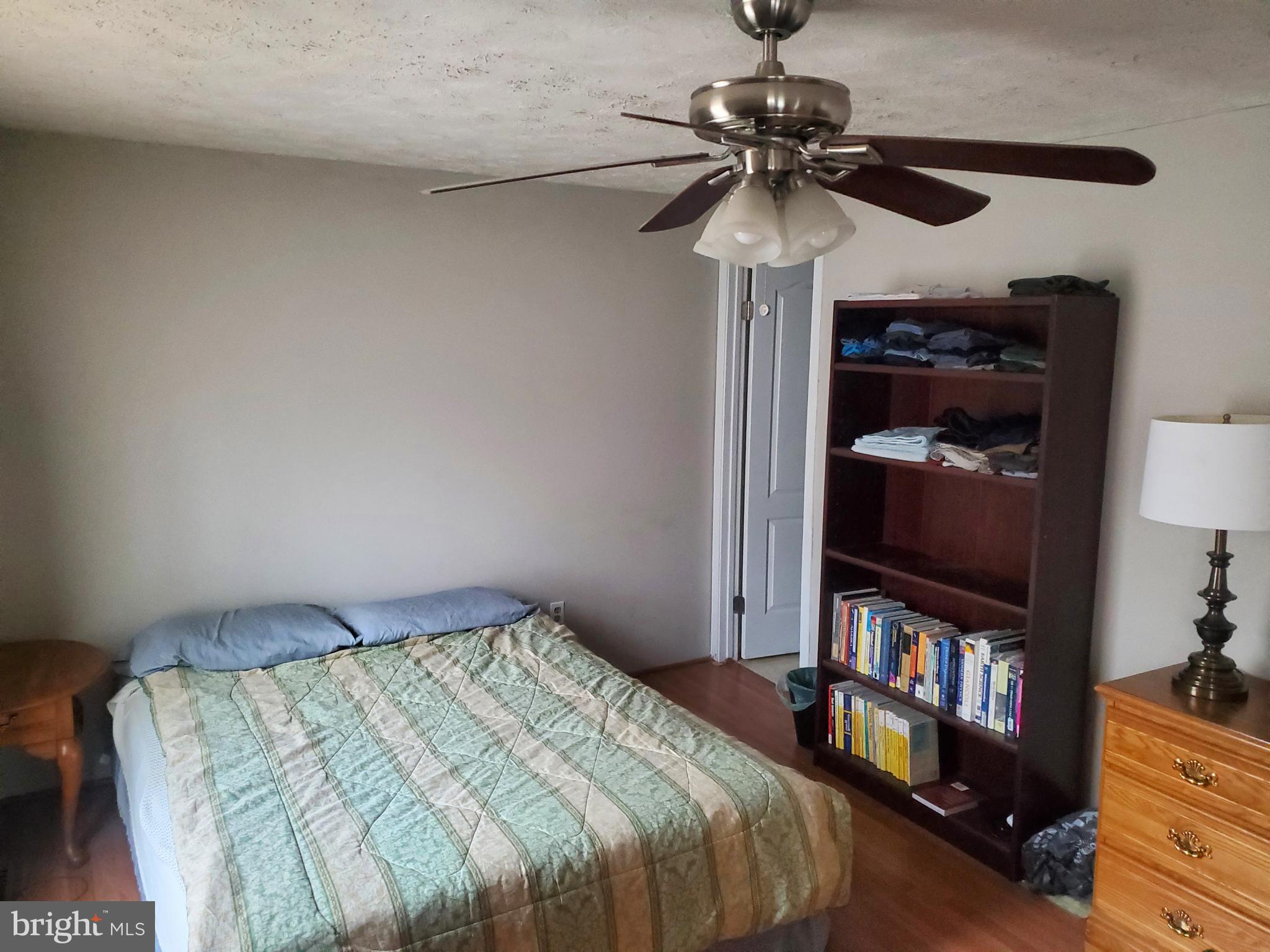 VILLAGE OF OWEN BROWN - Residential