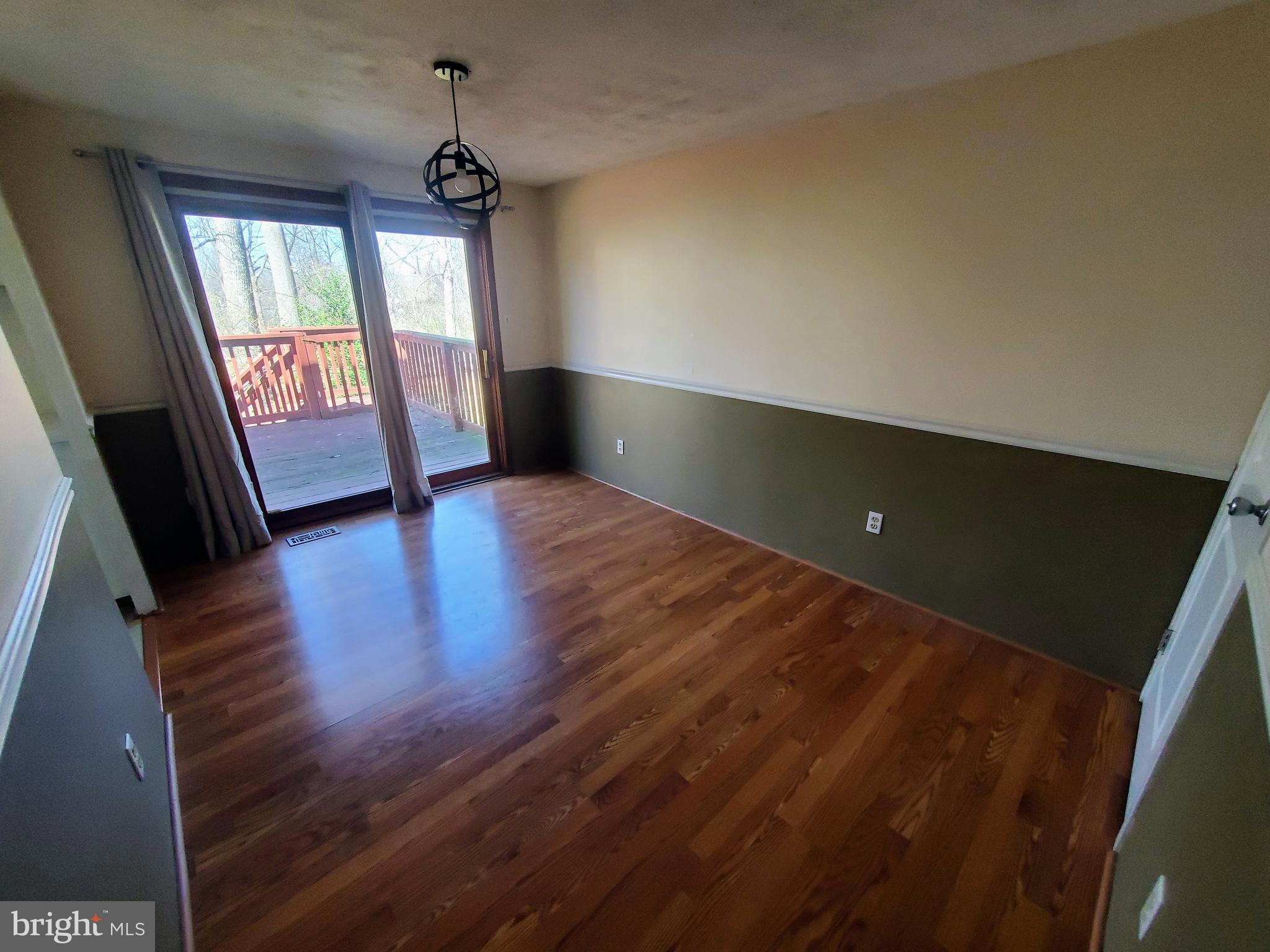 VILLAGE OF OWEN BROWN - Residential