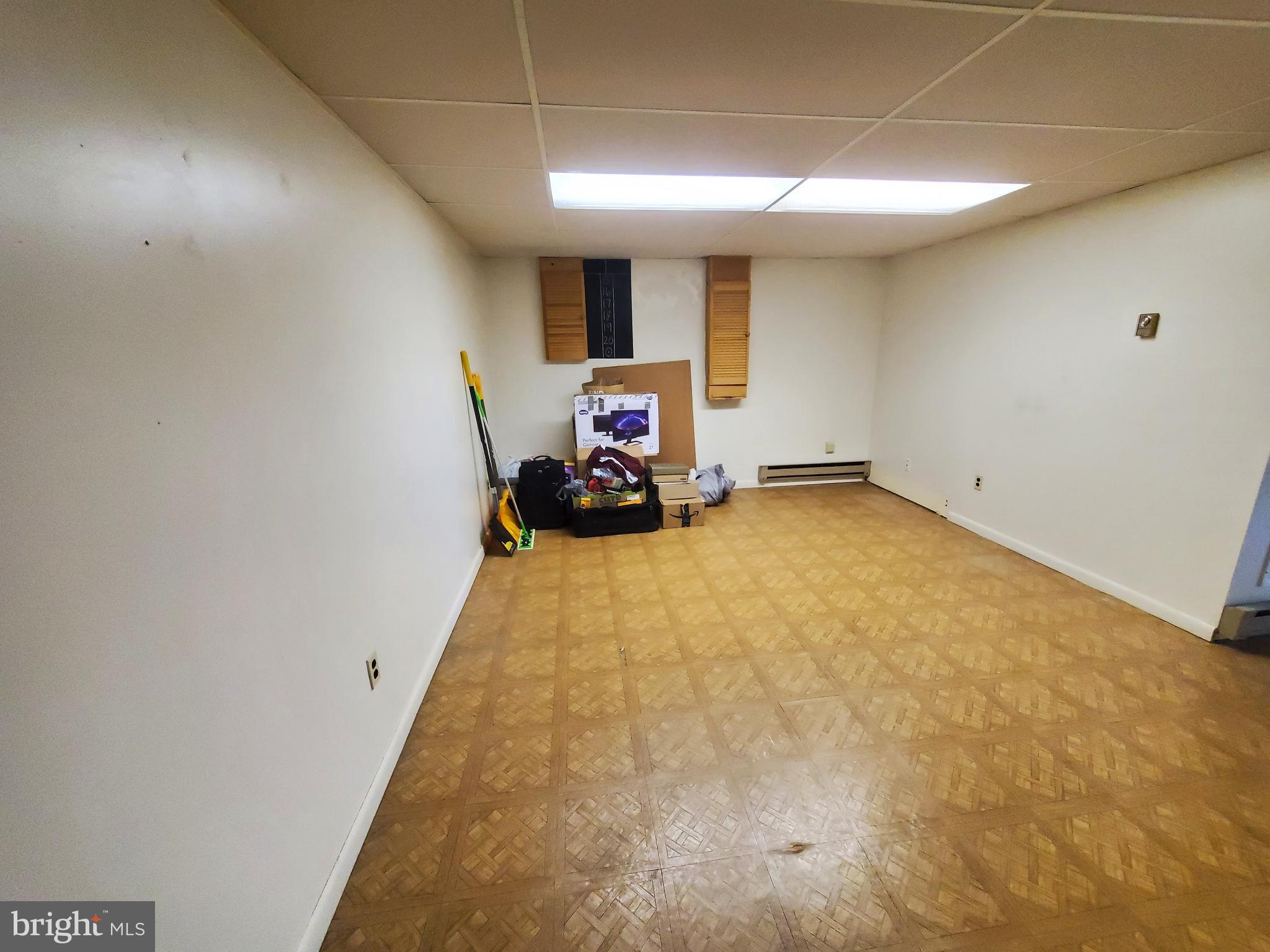 VILLAGE OF OWEN BROWN - Residential