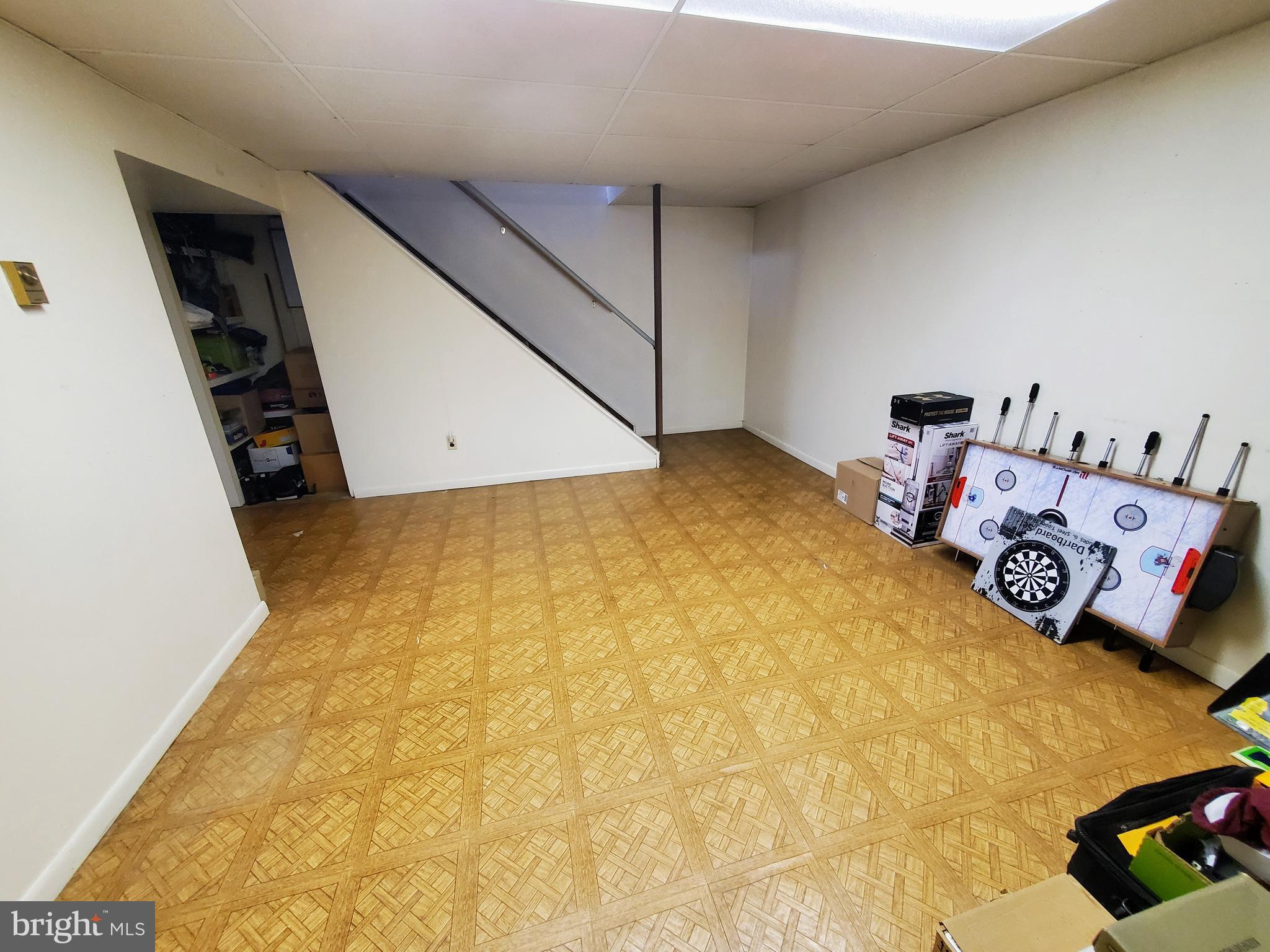 VILLAGE OF OWEN BROWN - Residential