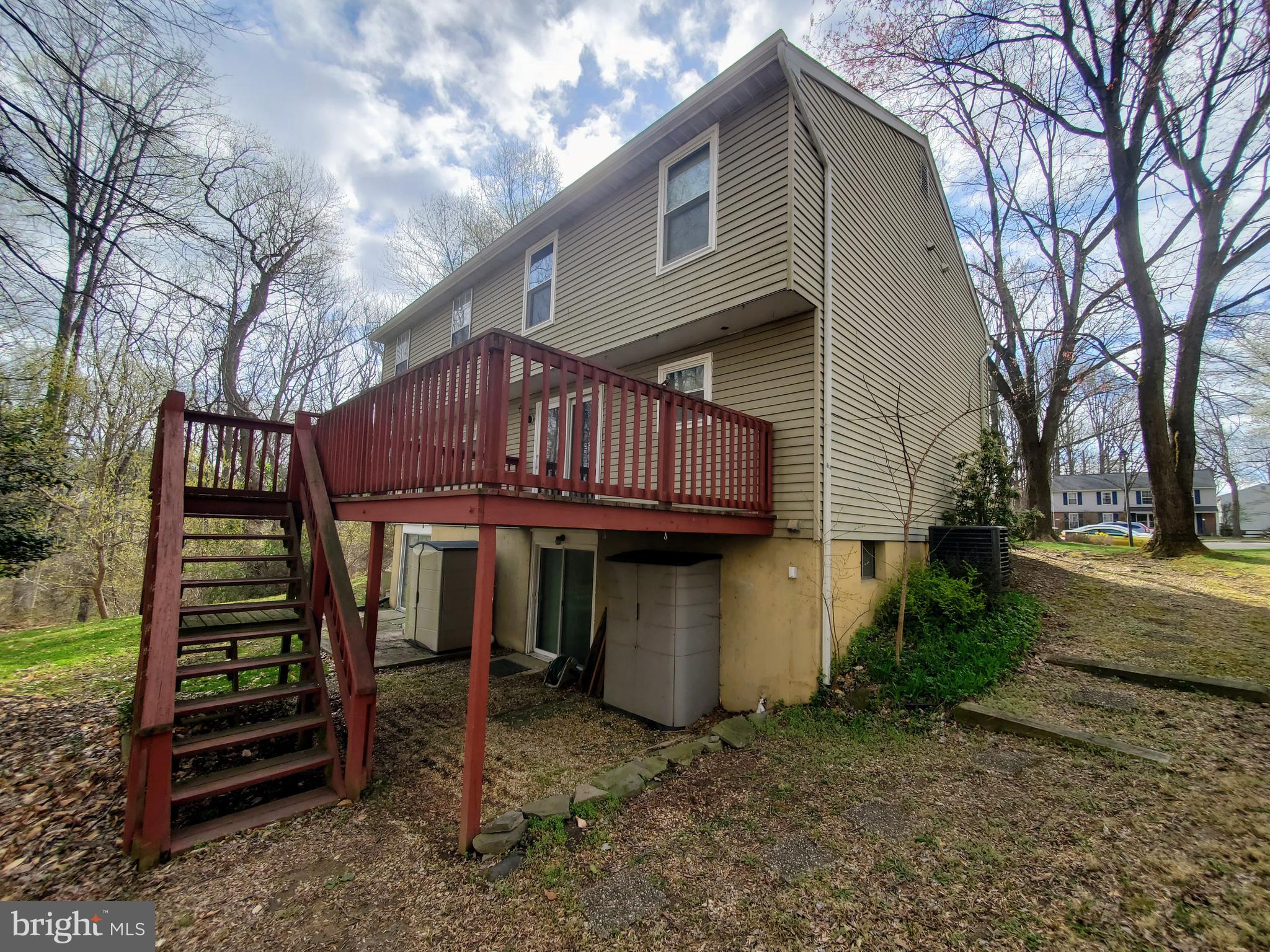 VILLAGE OF OWEN BROWN - Residential