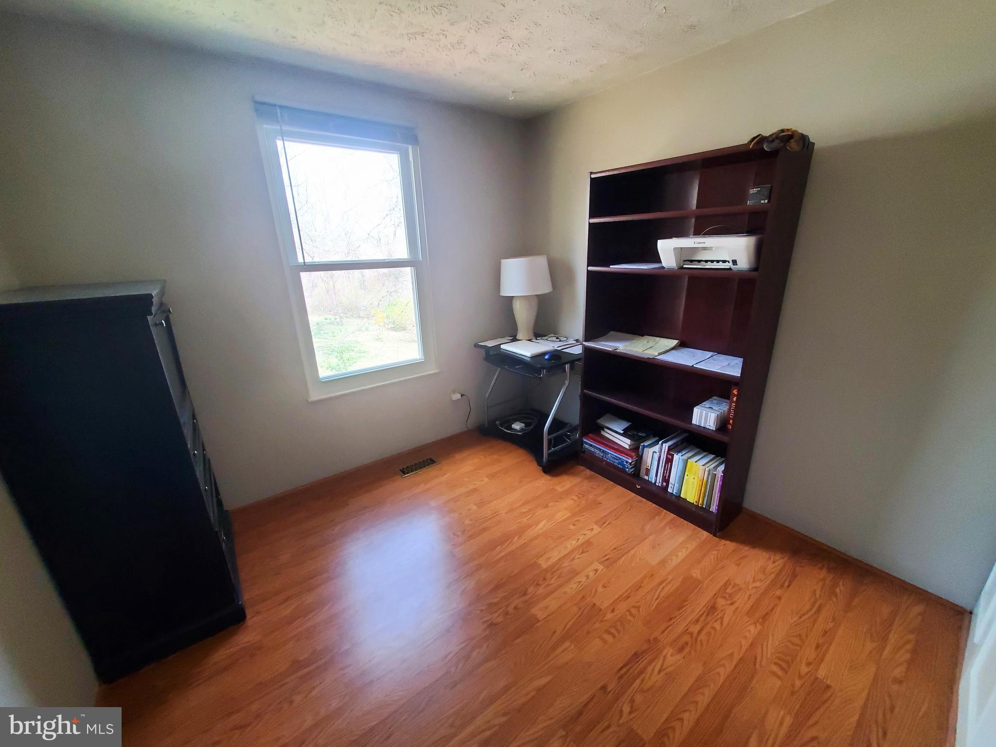 VILLAGE OF OWEN BROWN - Residential