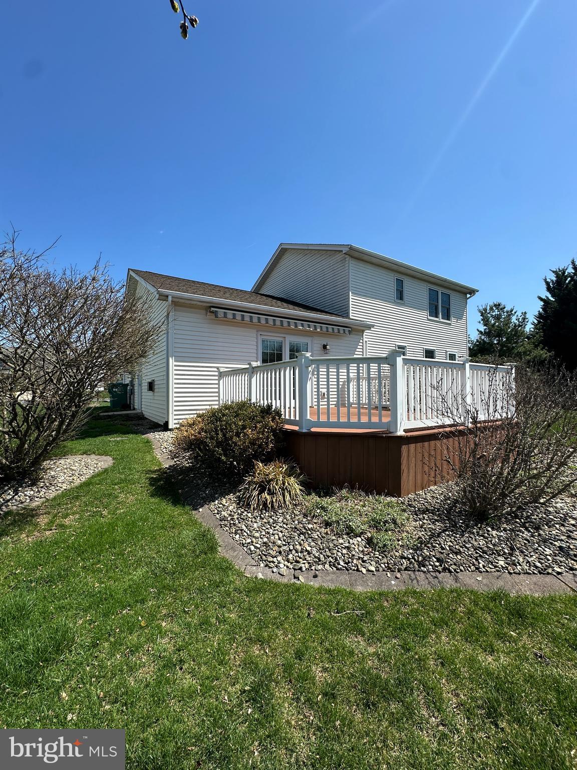 LOGANS RUN - Residential