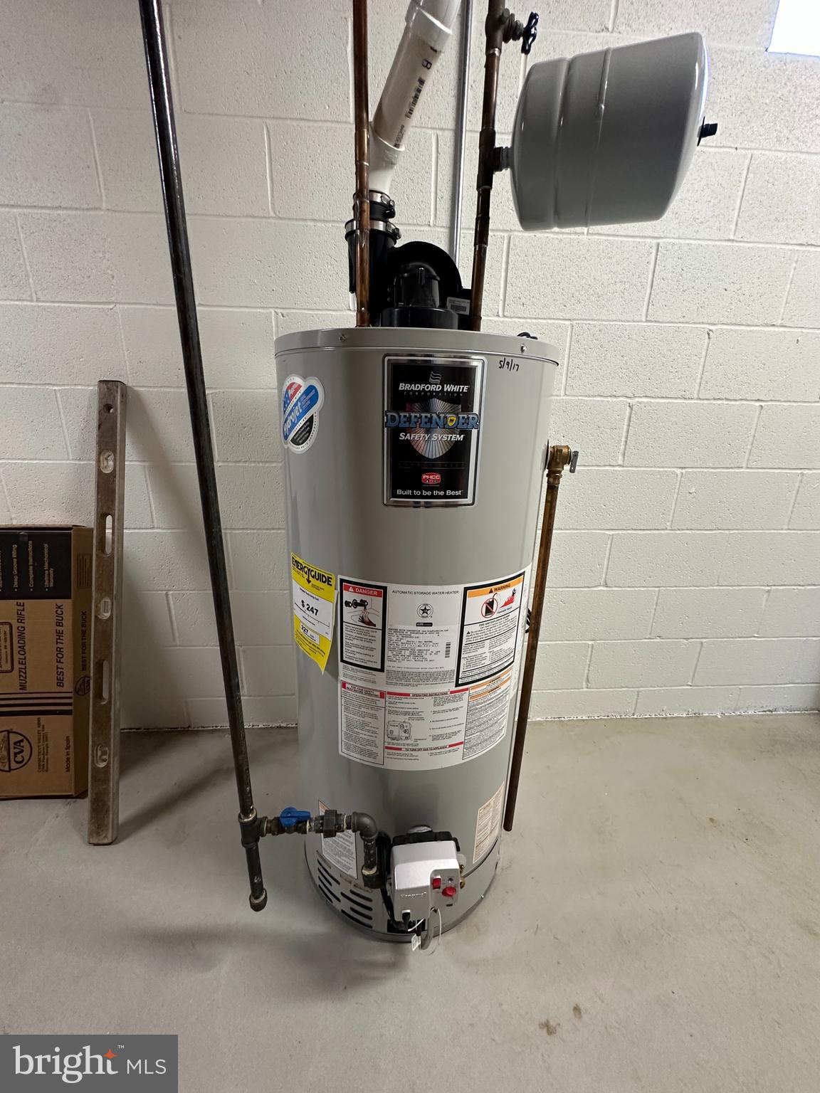 LOGANS RUN - Residential