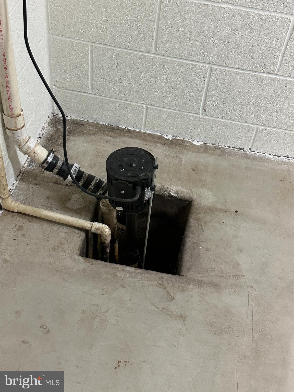 LOGANS RUN - Residential