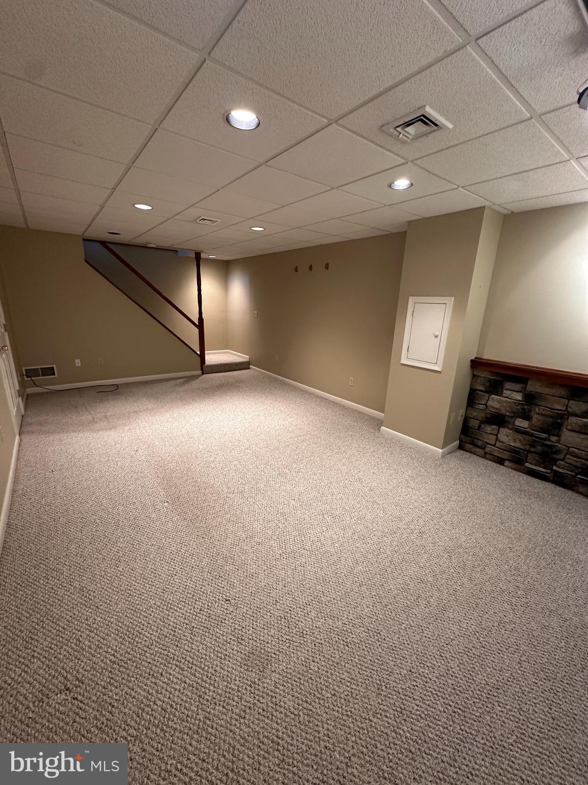 LOGANS RUN - Residential