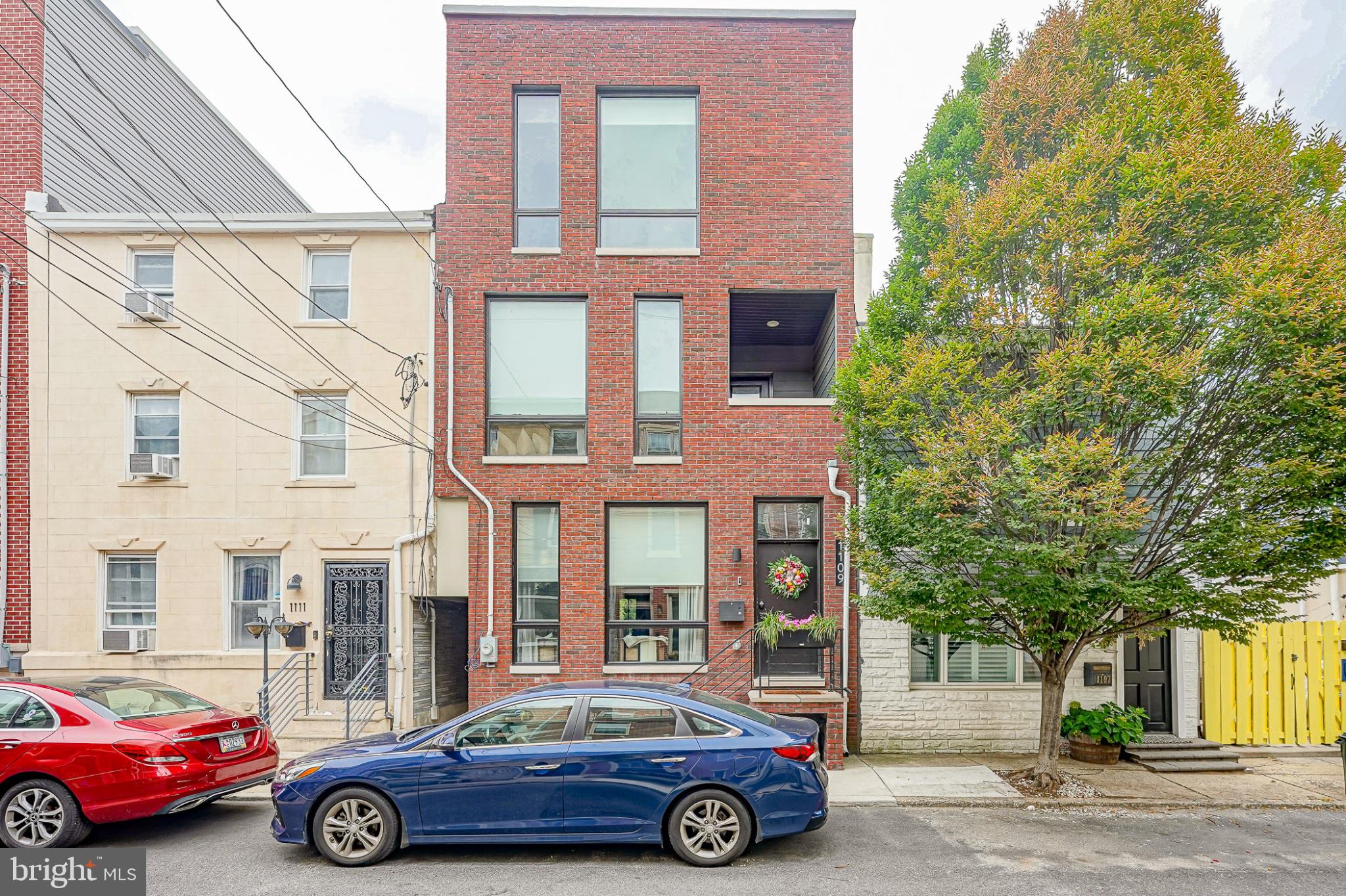 1109 EARL STREET