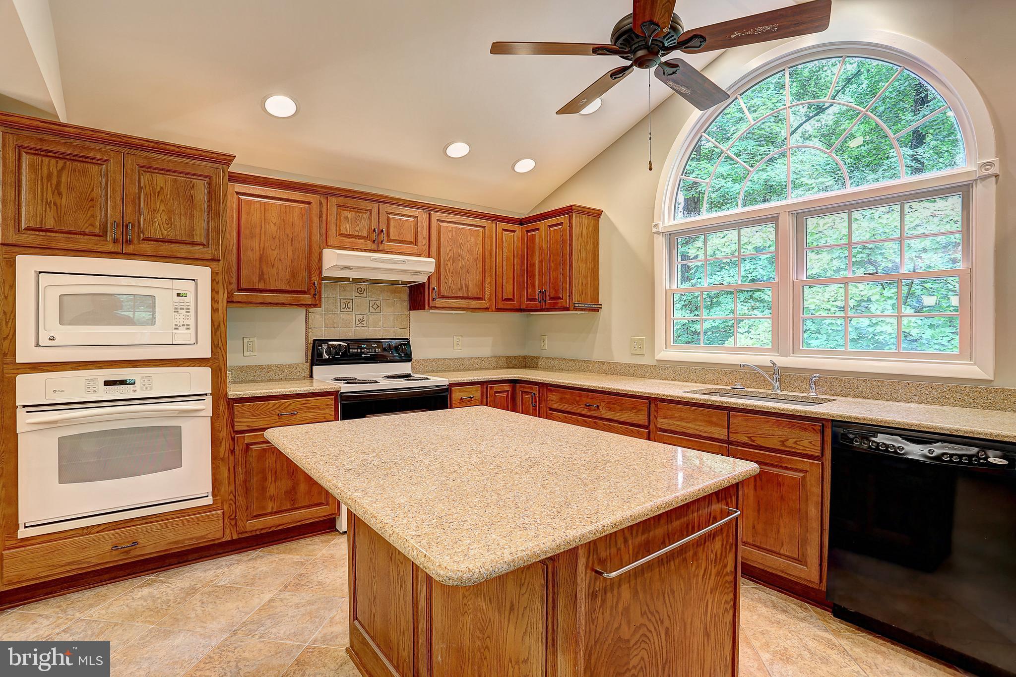 LONGFELLOW - Residential