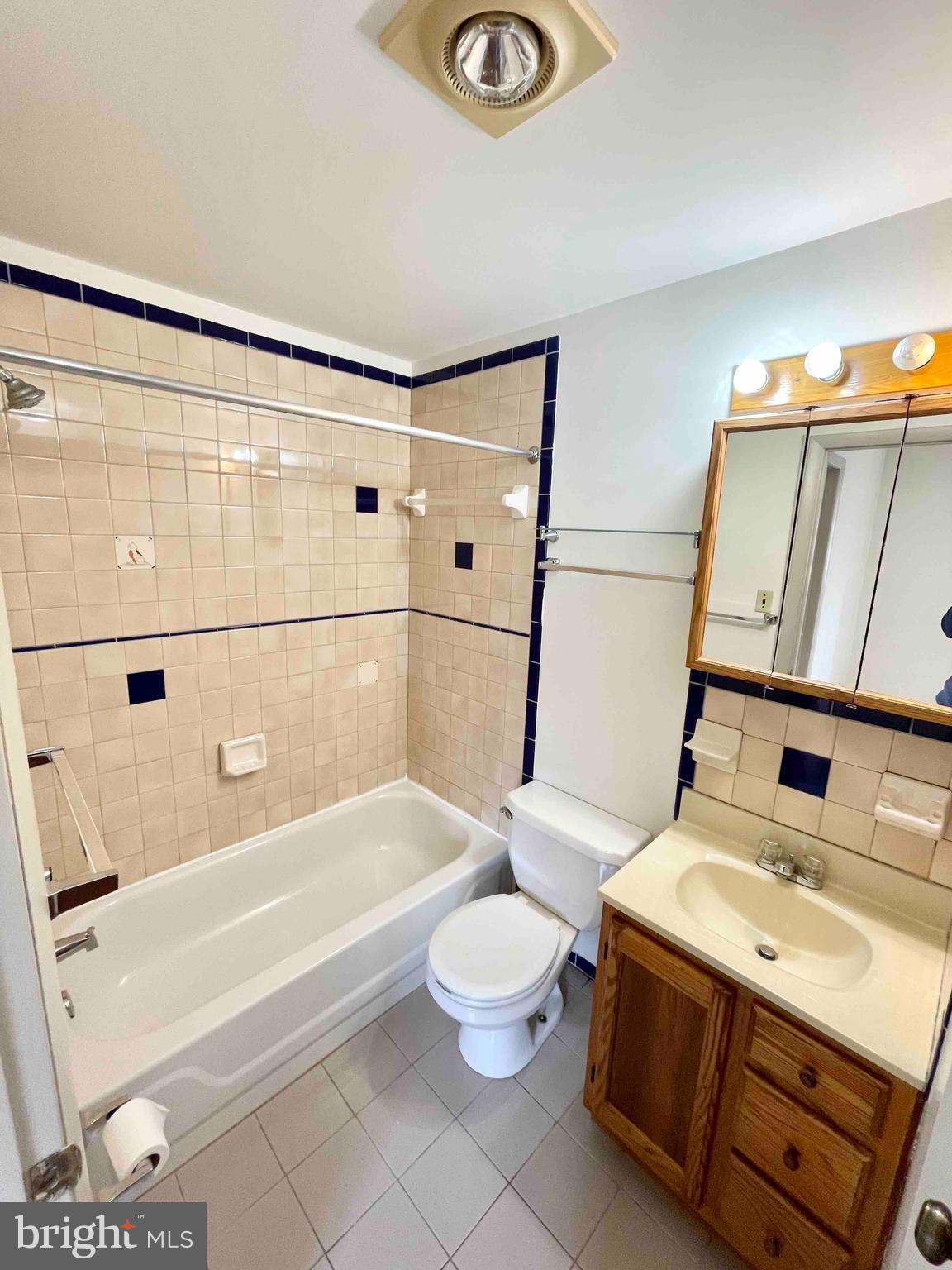 OGONTZ - Residential Lease