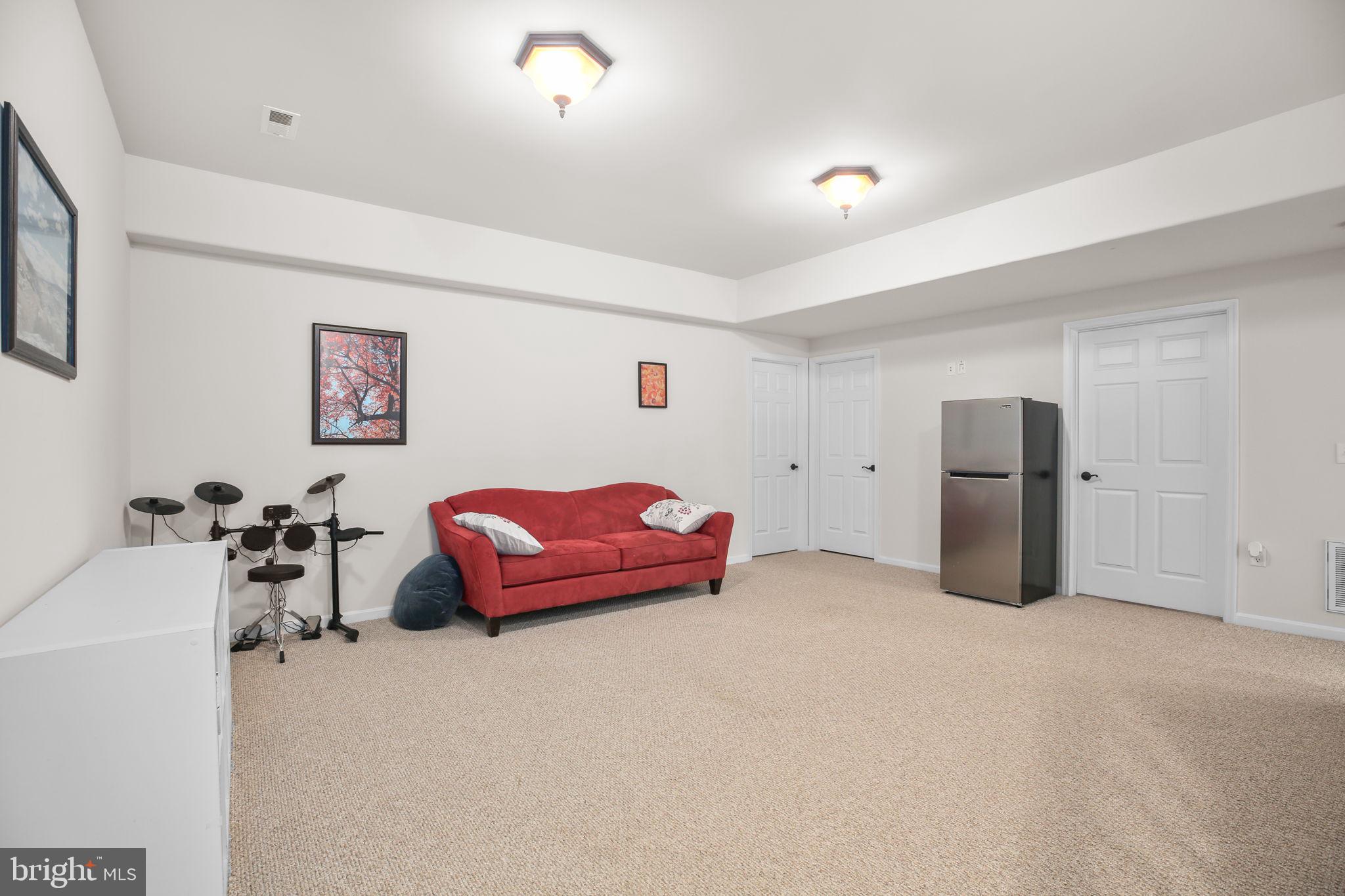 KINGS LEIGH ESTATES - Residential