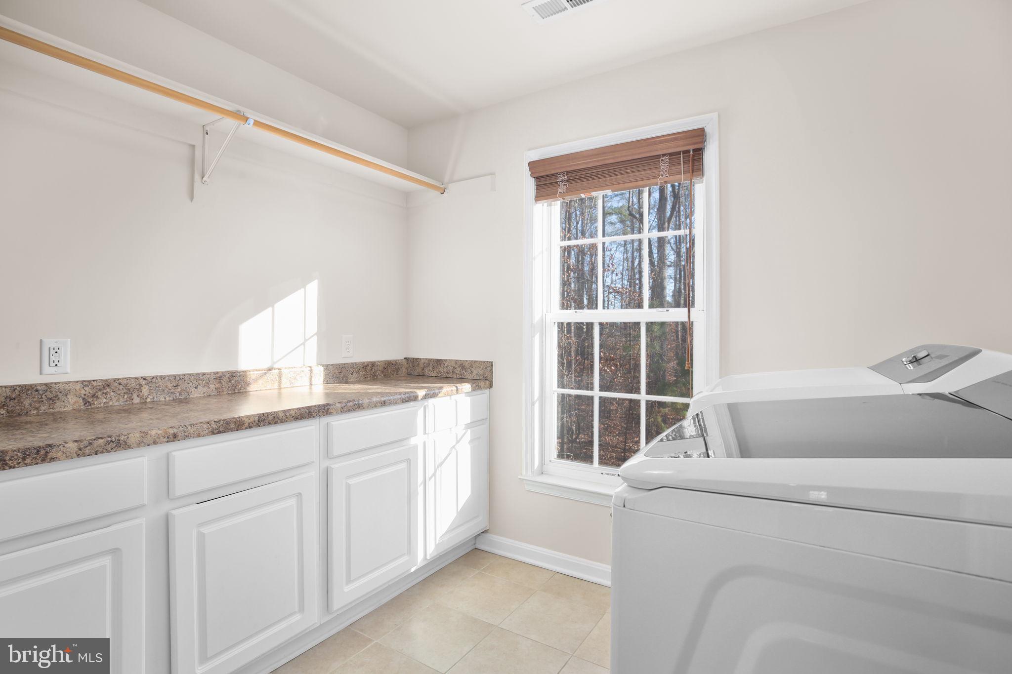 KINGS LEIGH ESTATES - Residential