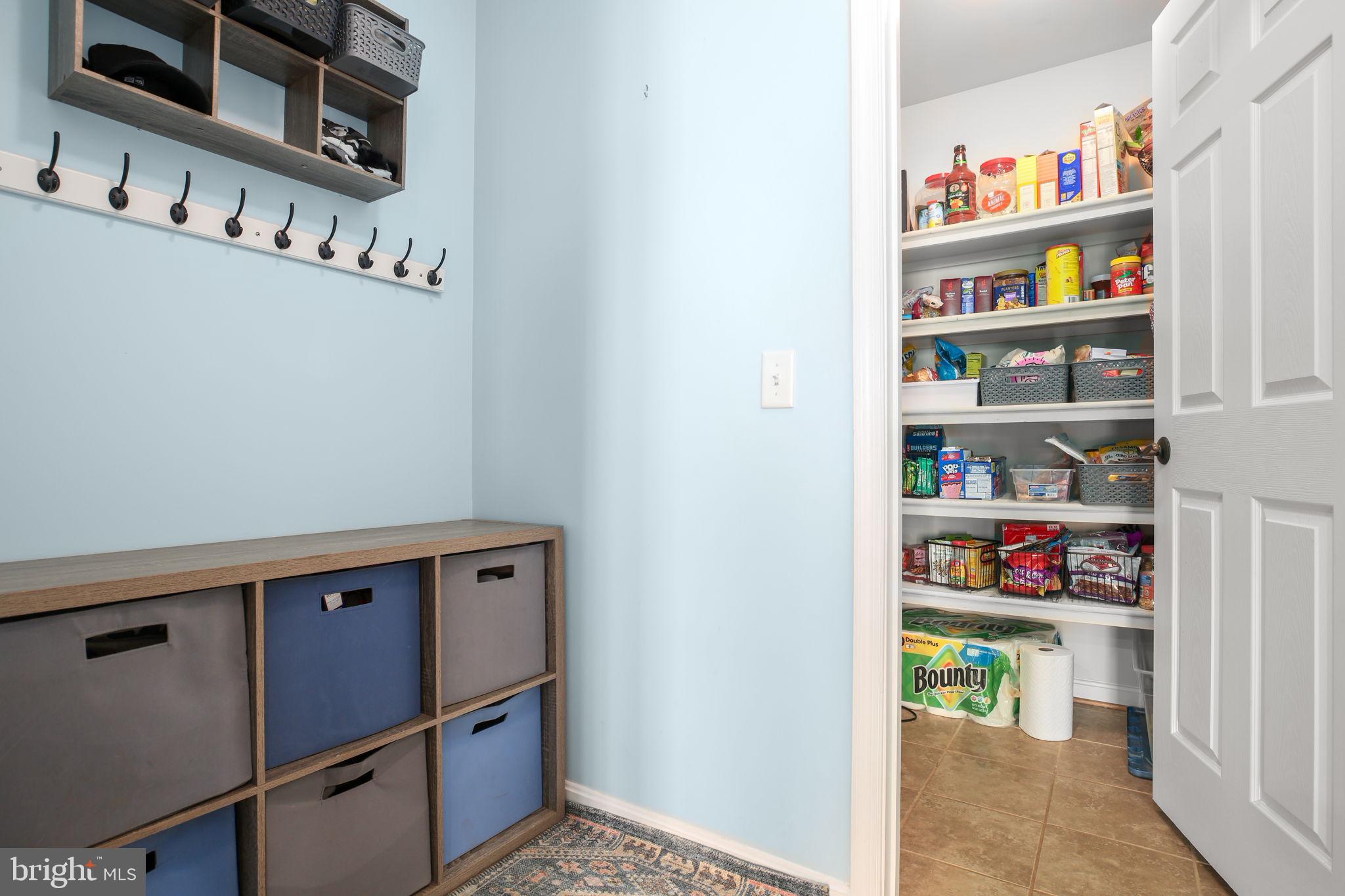 KINGS LEIGH ESTATES - Residential