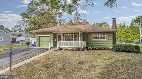 1033 PINE STREET POTTSTOWN PA 19464