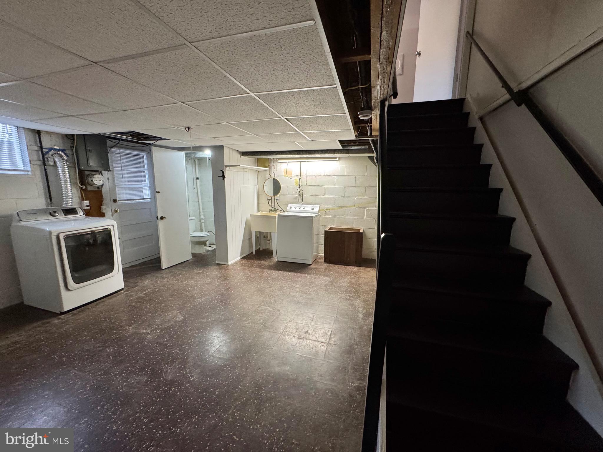 MAIDEN CHOICE VILLAGE - Residential Lease