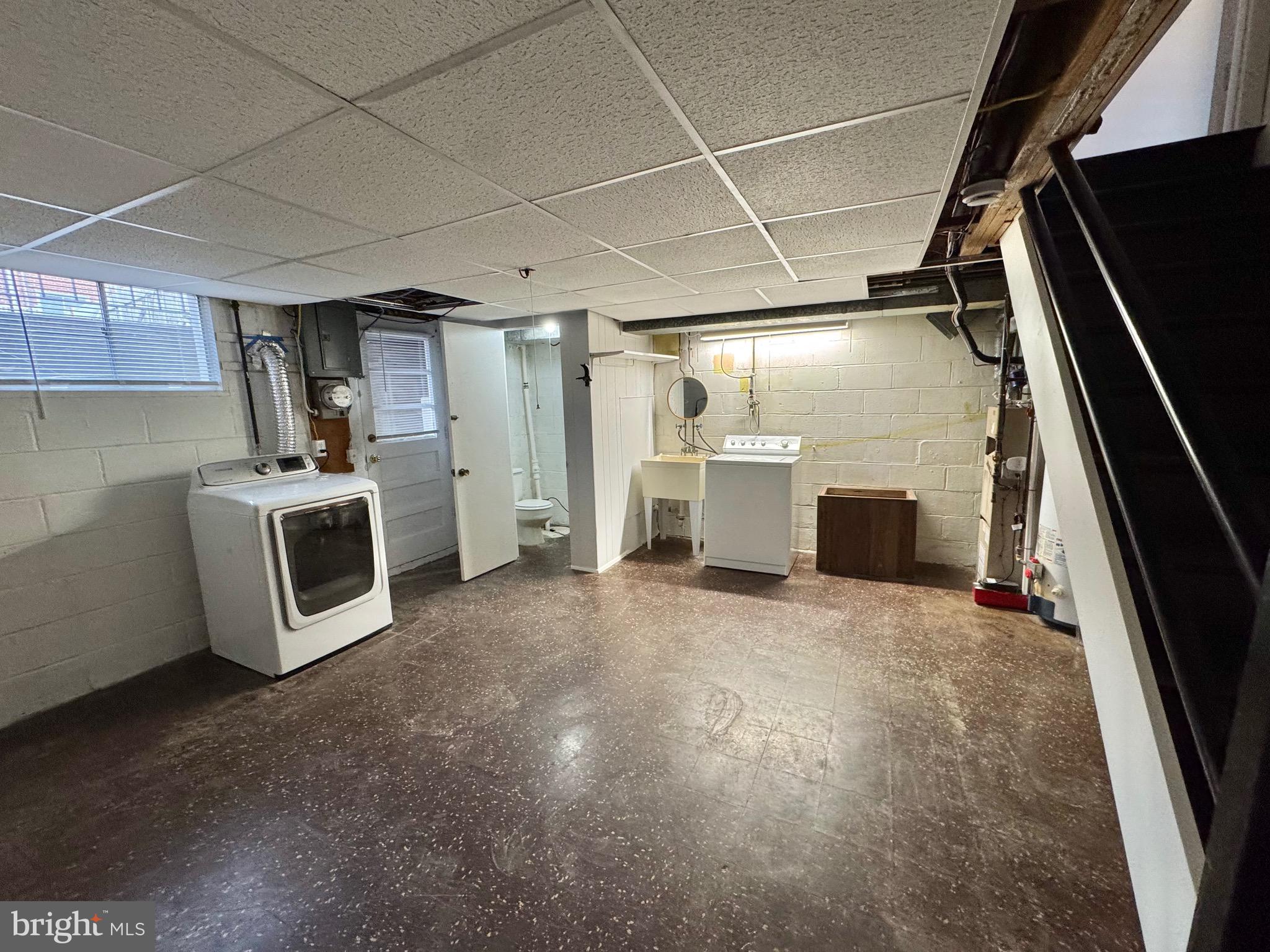 MAIDEN CHOICE VILLAGE - Residential Lease