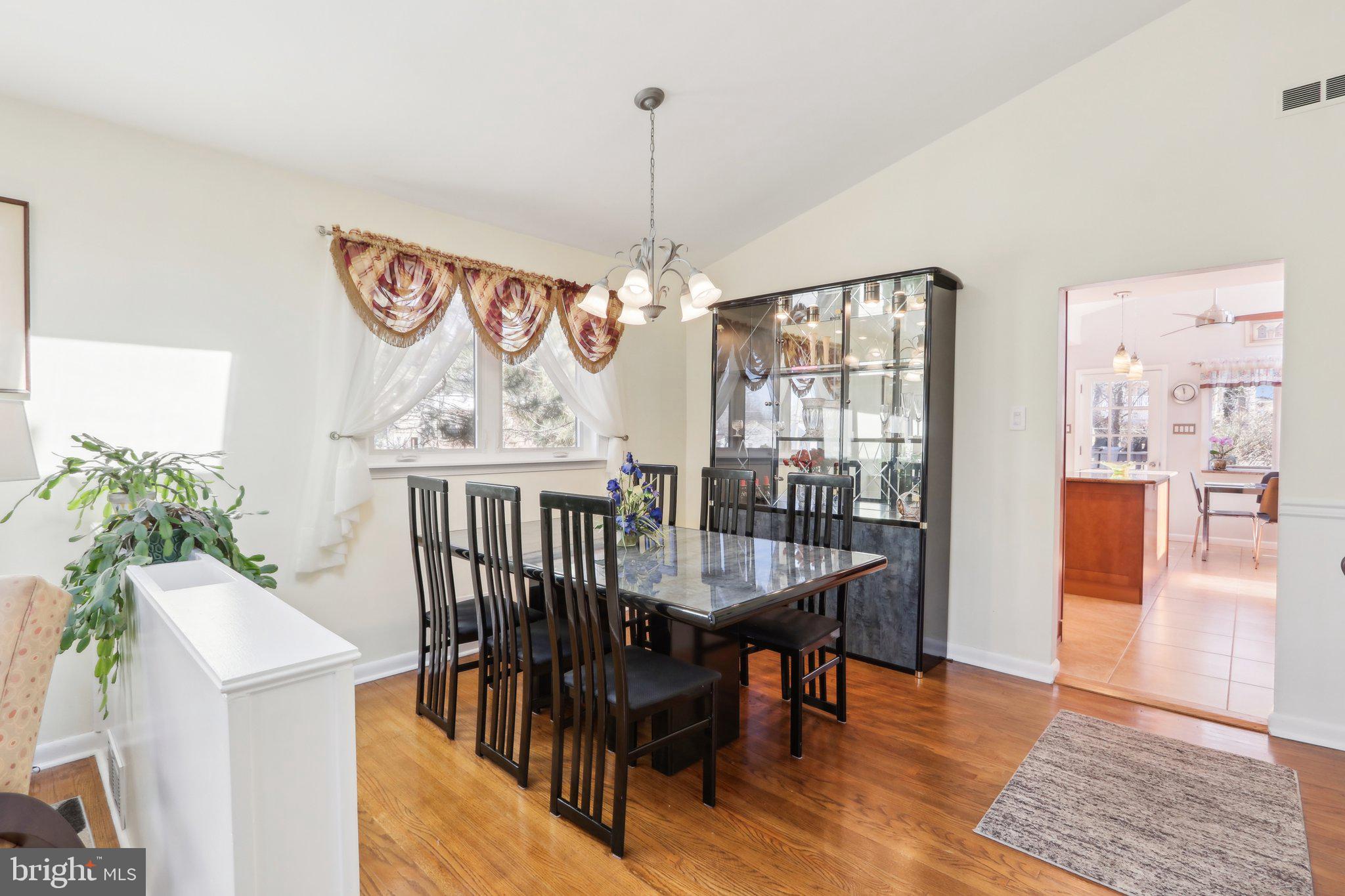 KING OF PRUSSIA - Residential