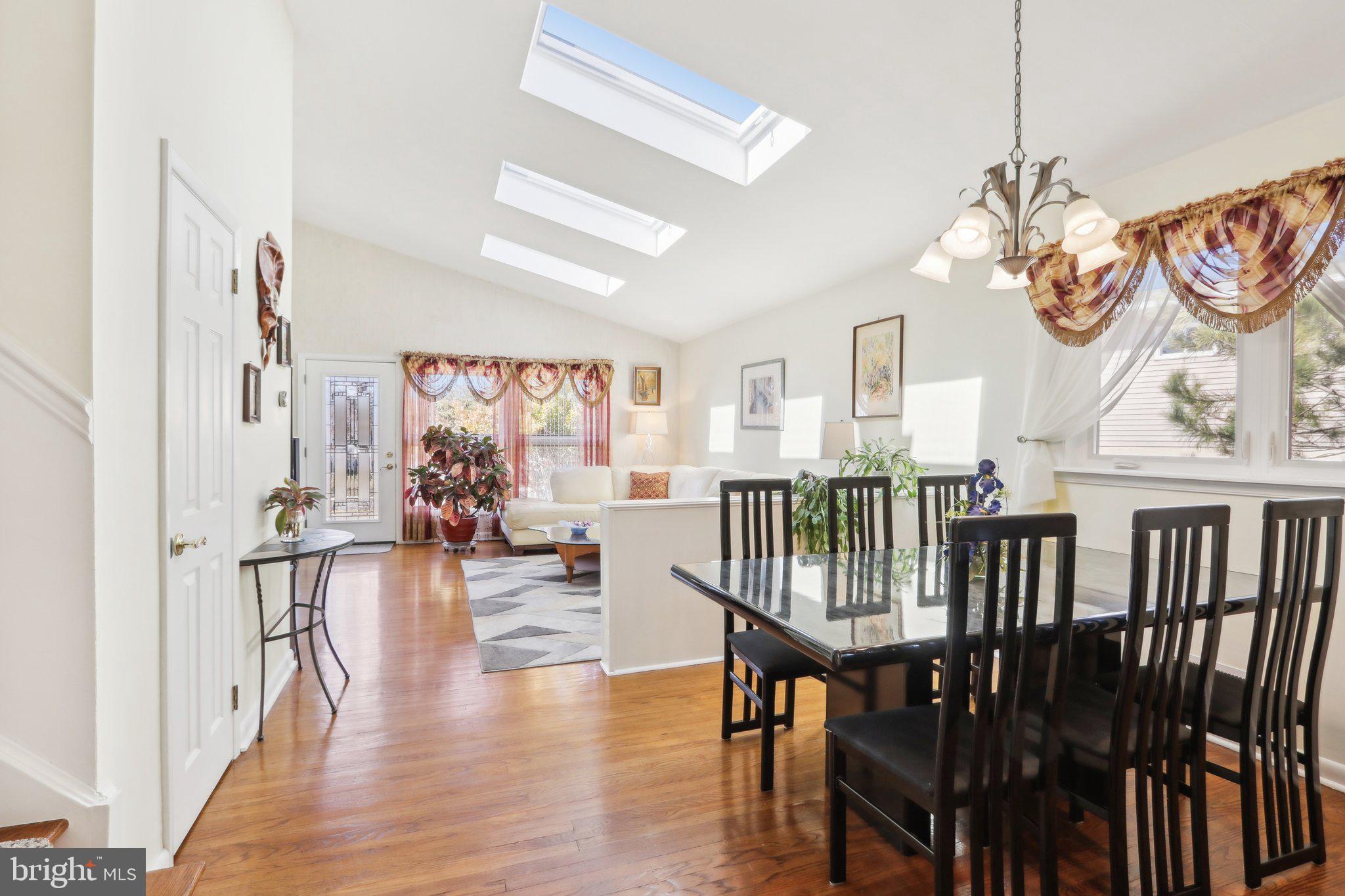 KING OF PRUSSIA - Residential