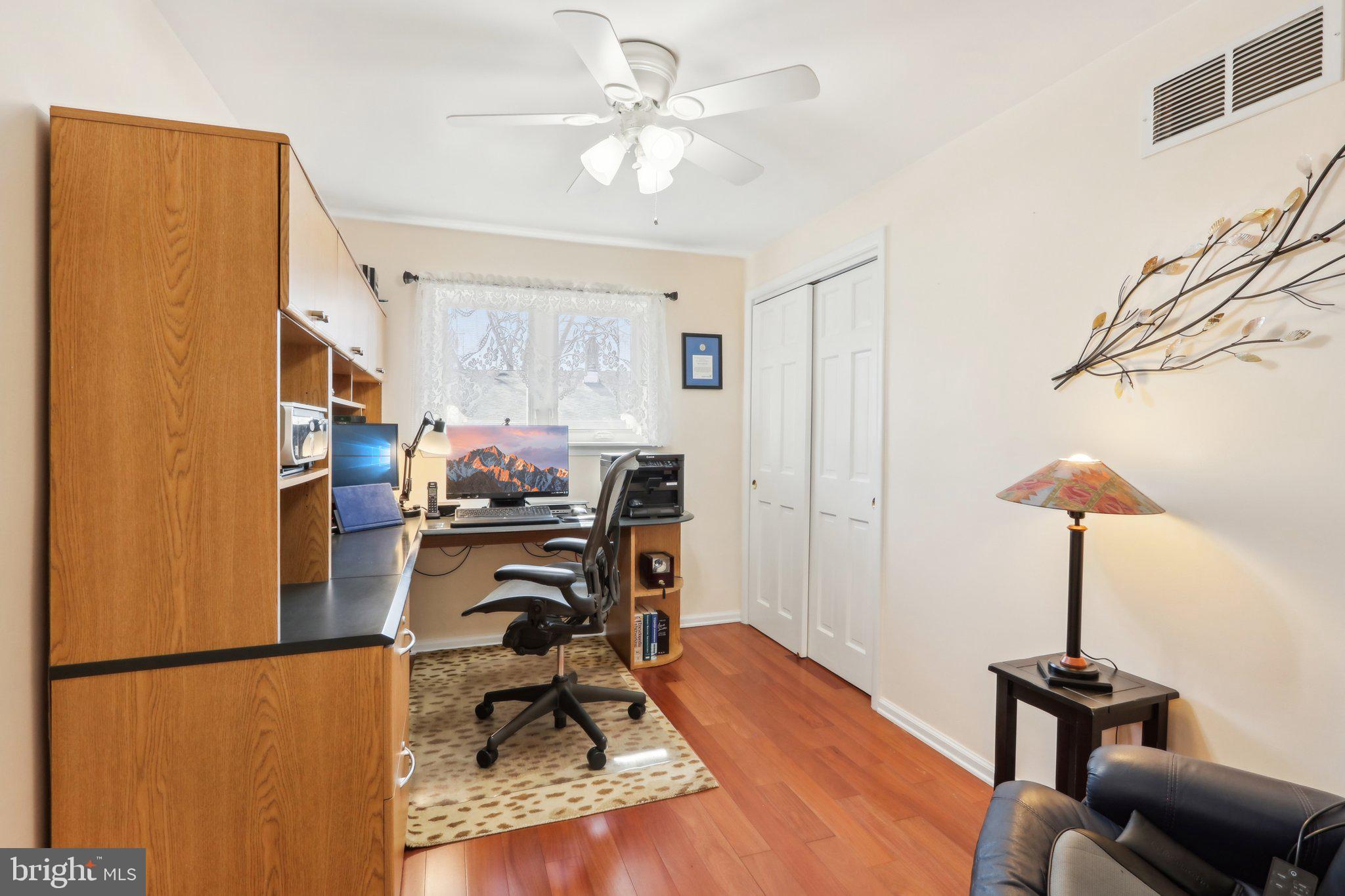 KING OF PRUSSIA - Residential