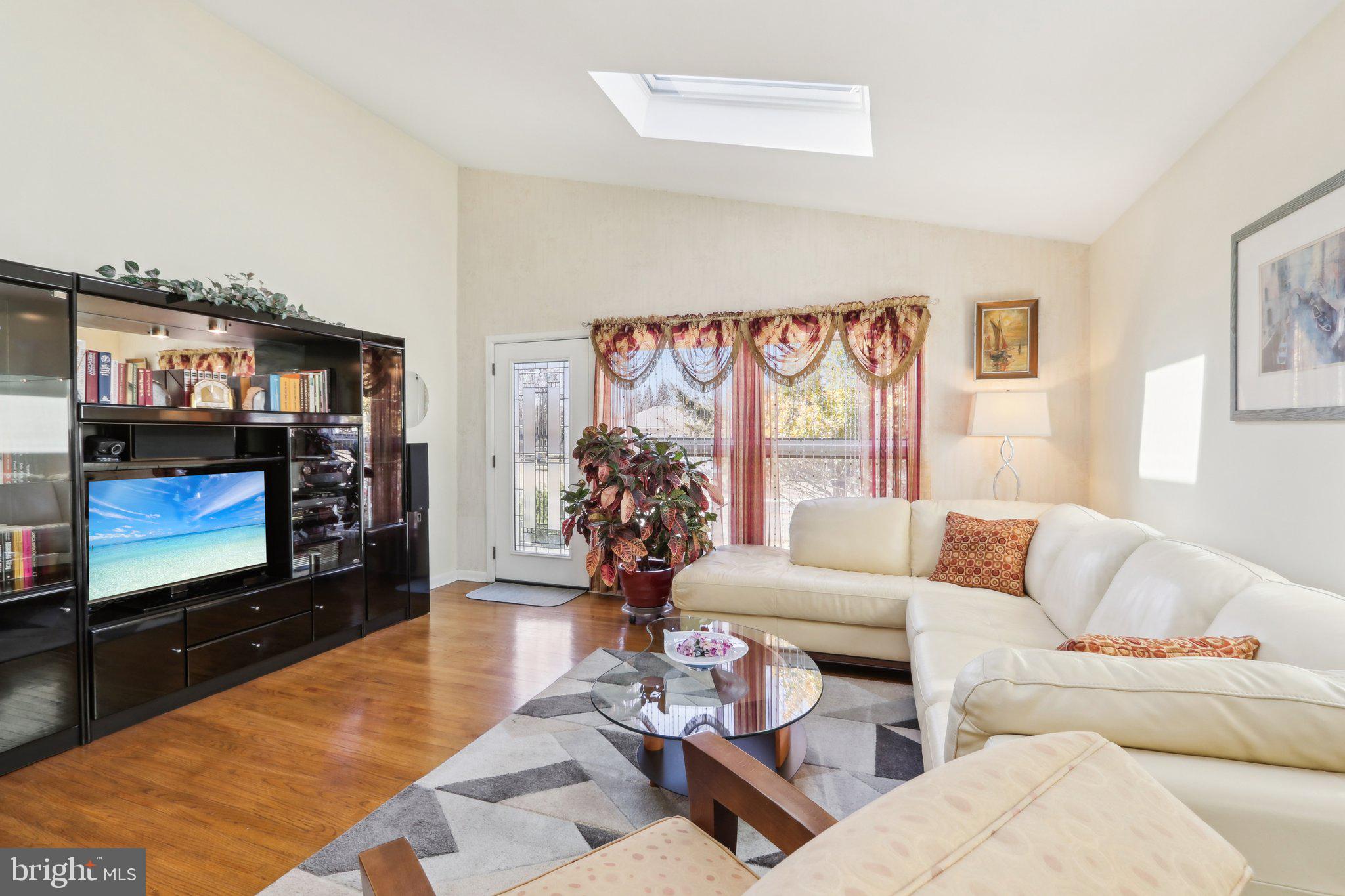 KING OF PRUSSIA - Residential