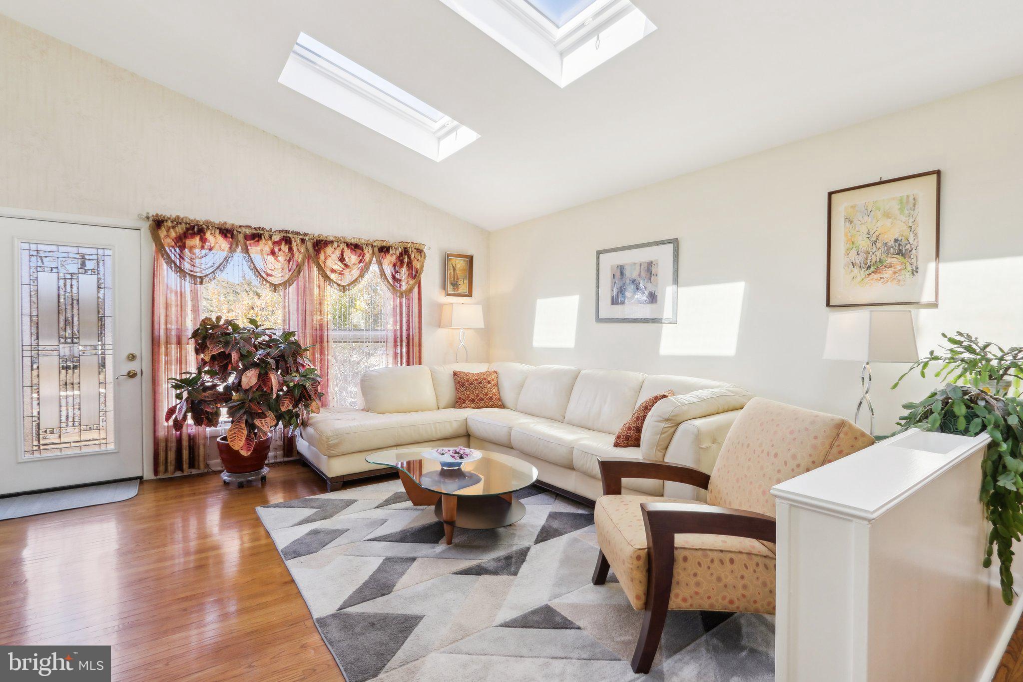 KING OF PRUSSIA - Residential