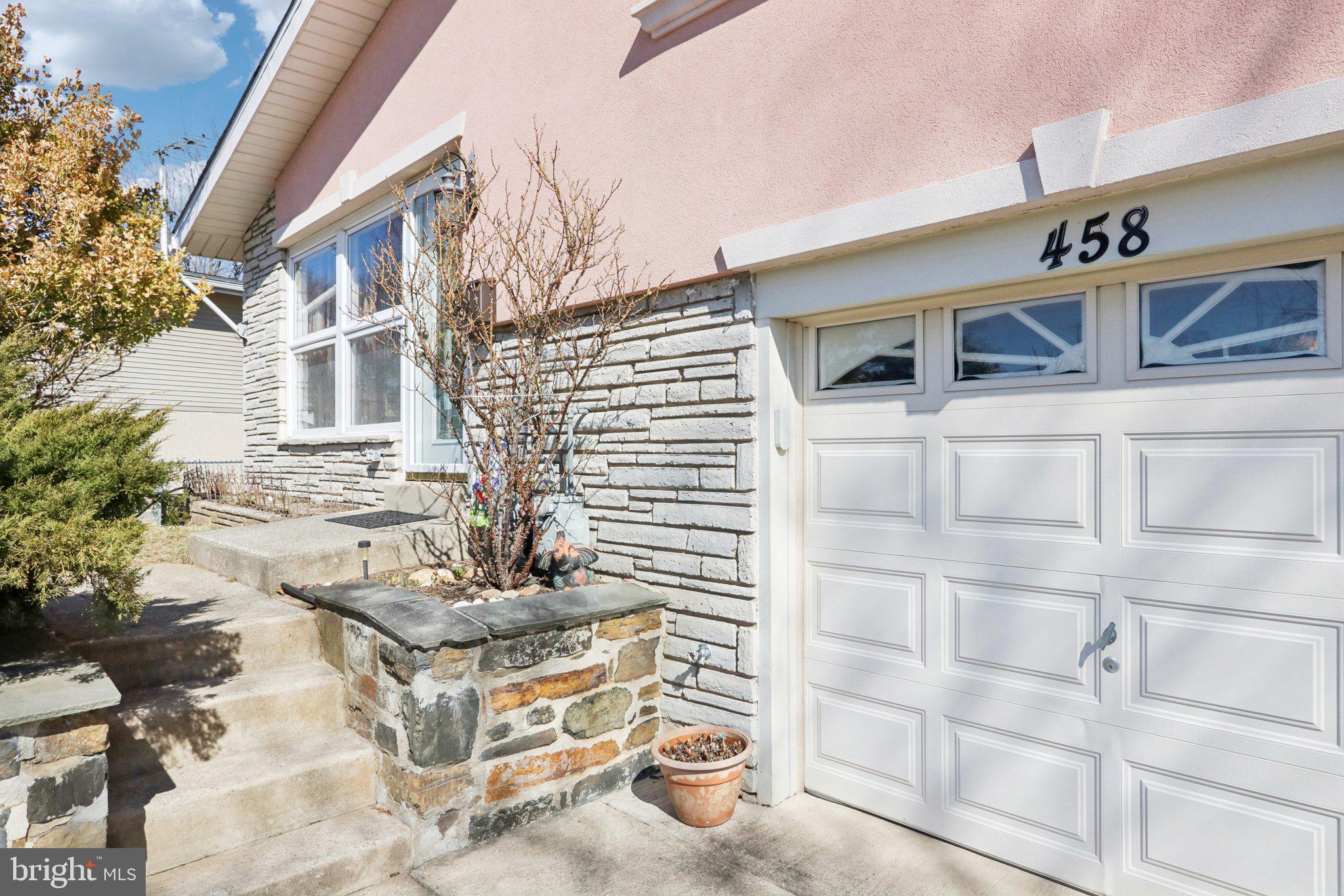 KING OF PRUSSIA - Residential