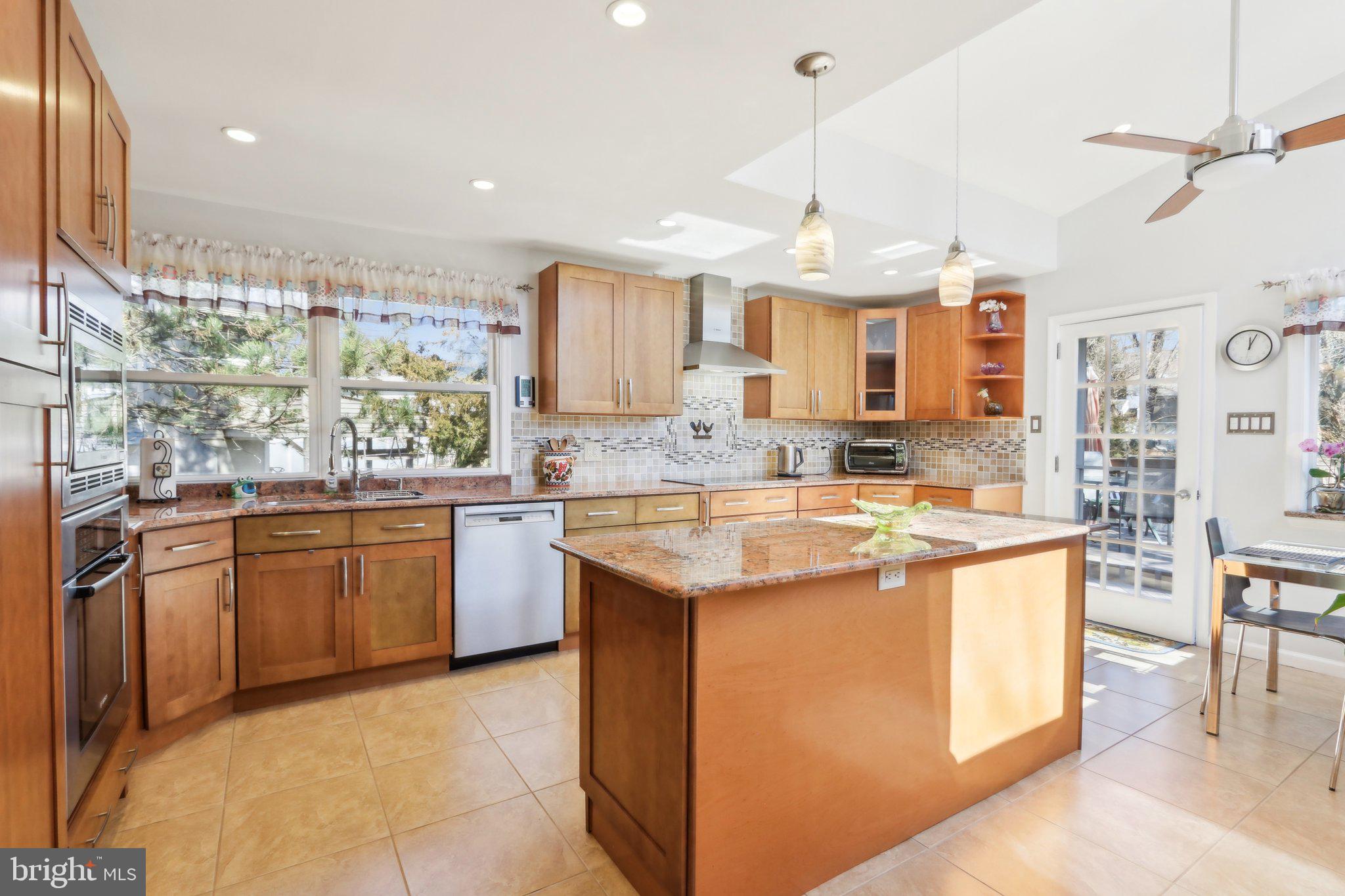 KING OF PRUSSIA - Residential