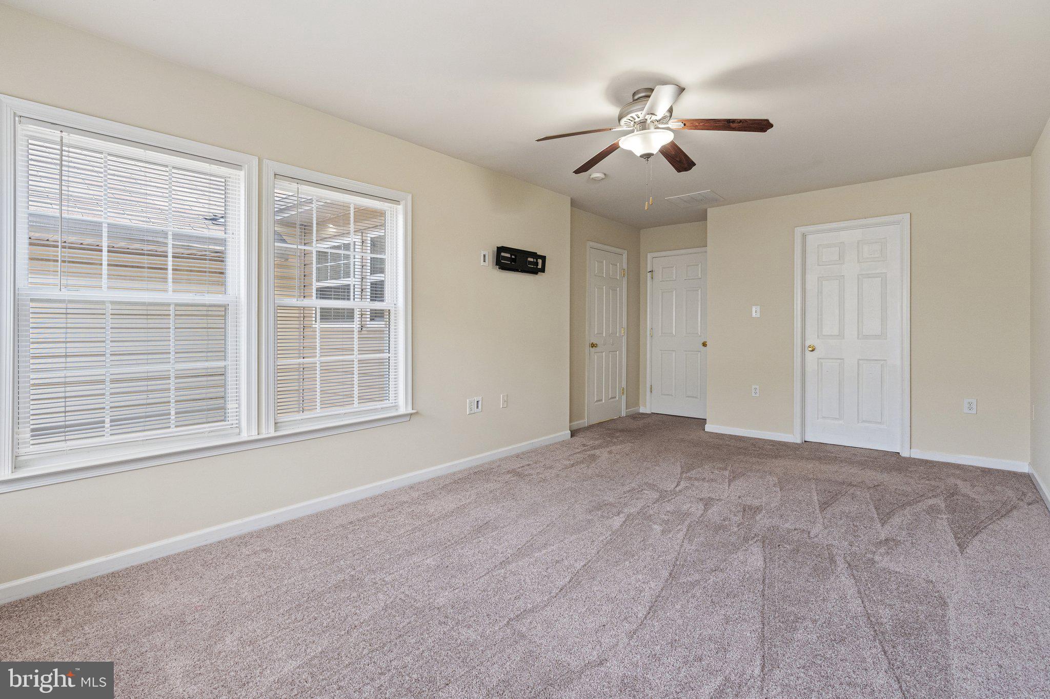 COUNTY GREEN - Residential