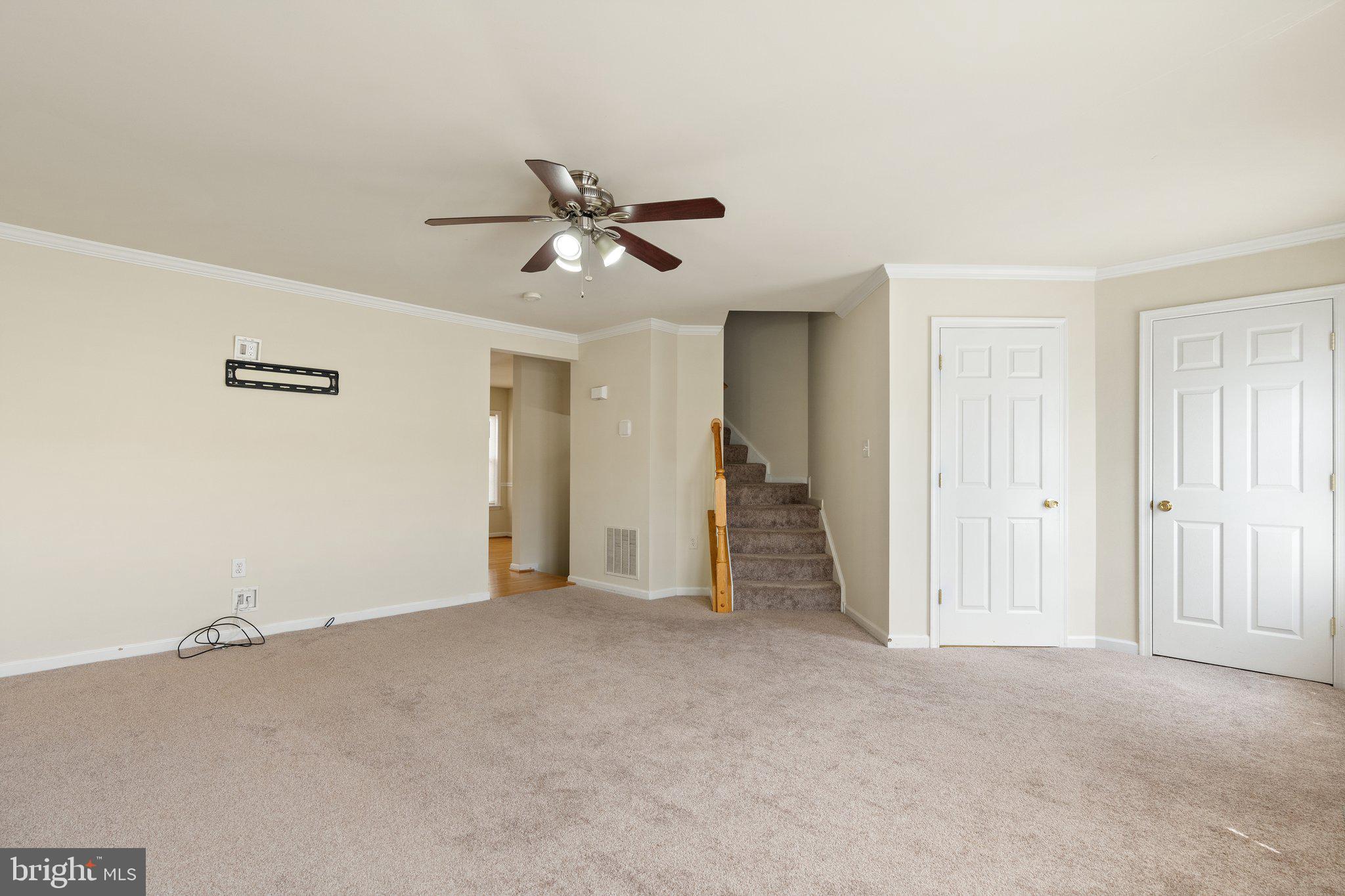 COUNTY GREEN - Residential