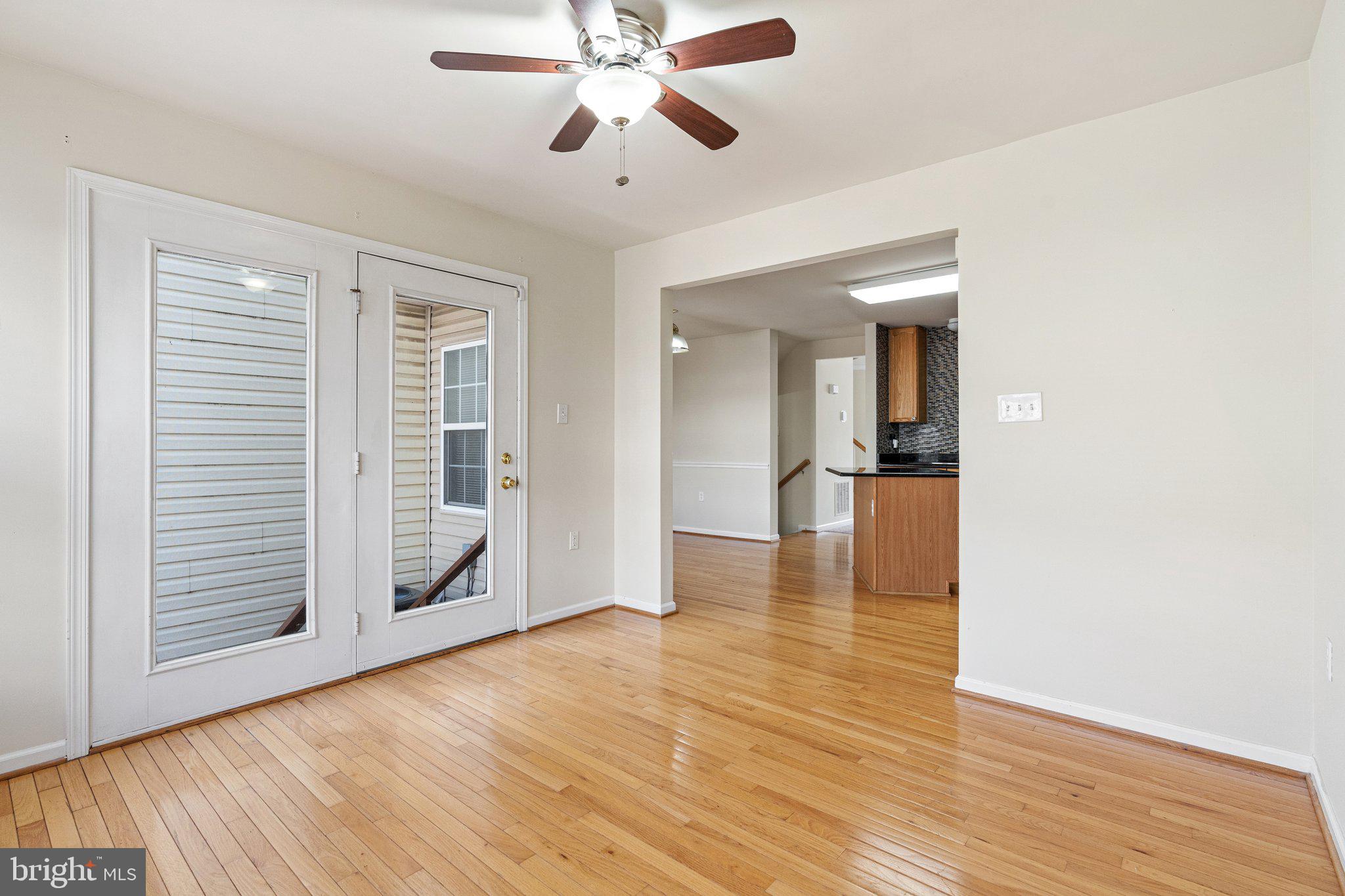 COUNTY GREEN - Residential