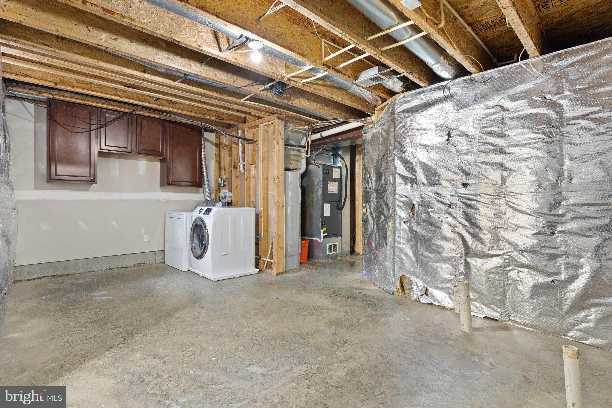 COUNTY GREEN - Residential