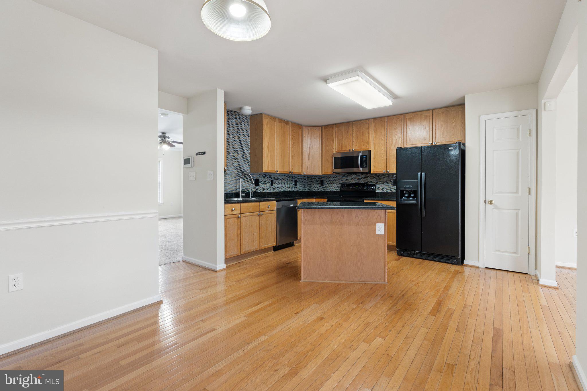 COUNTY GREEN - Residential