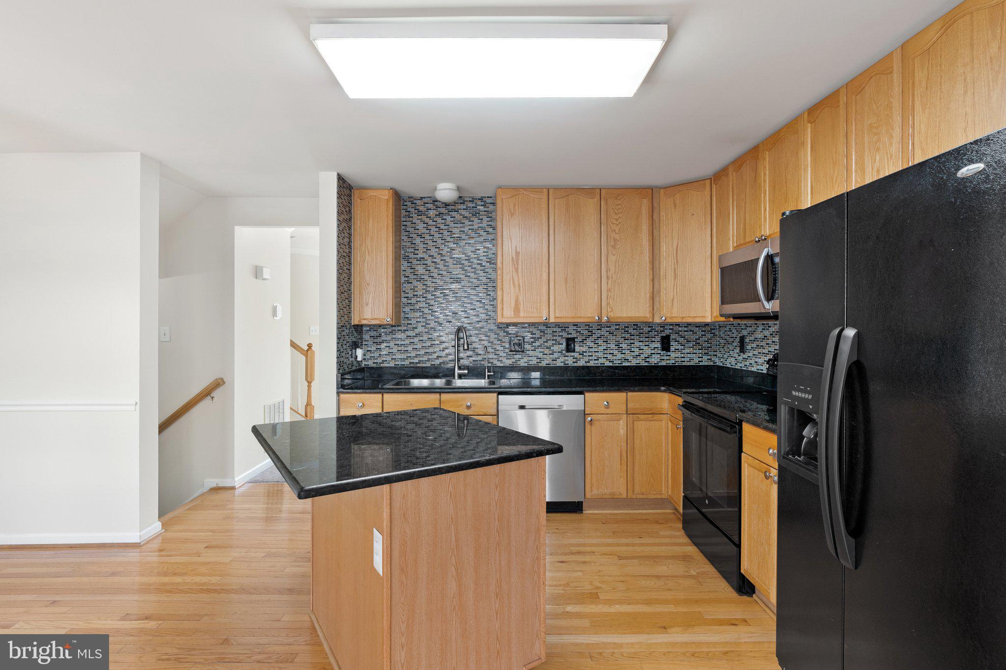 COUNTY GREEN - Residential