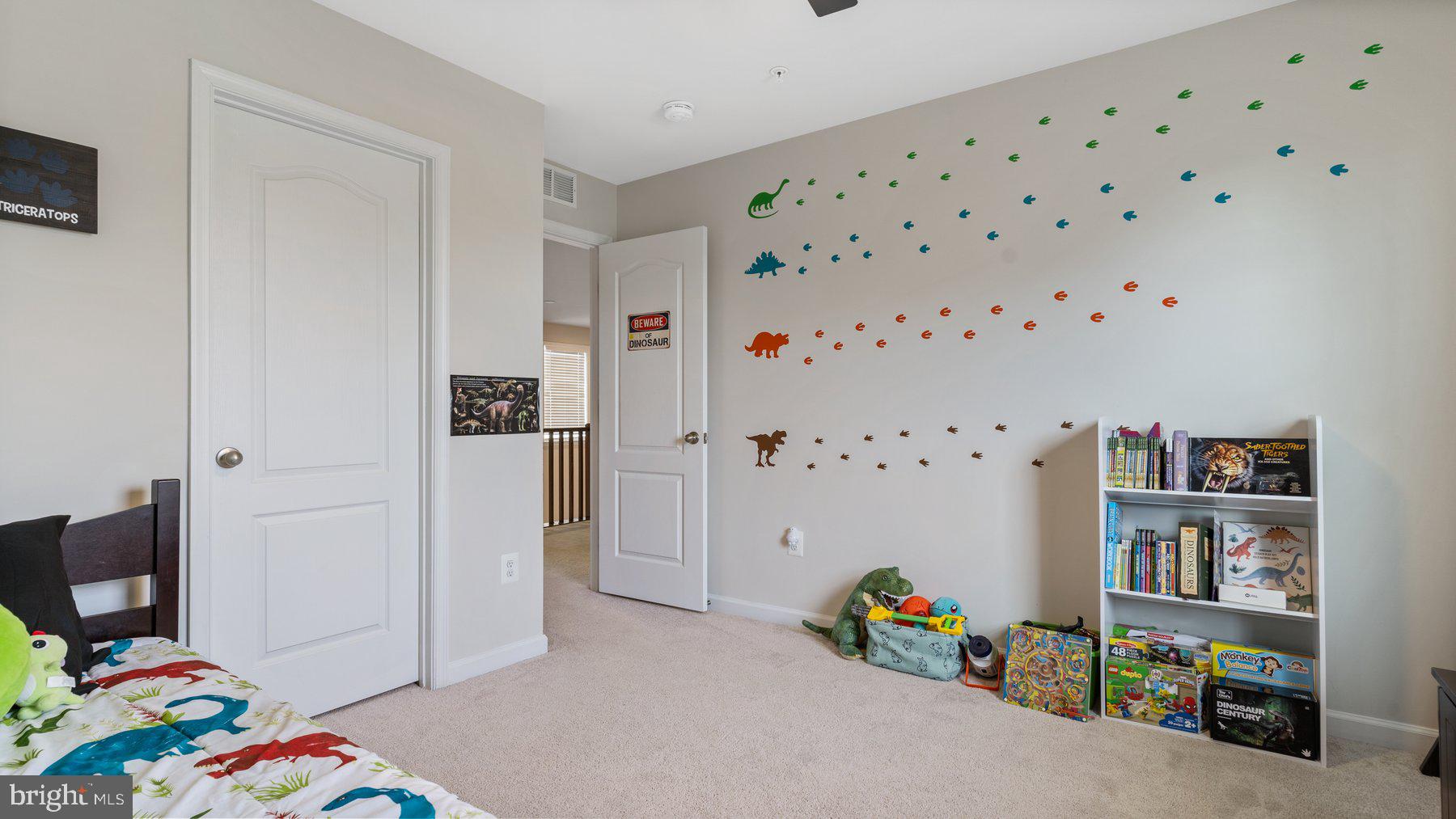 TANTALLON SQUARE - Residential