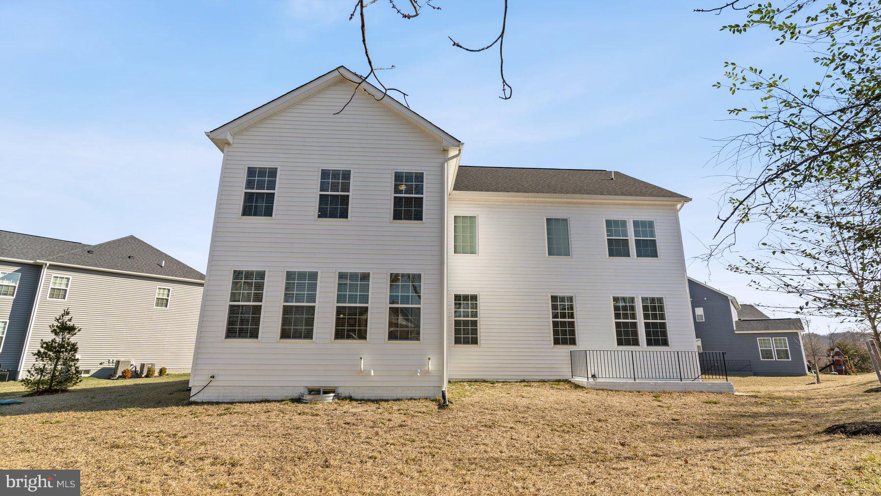 TANTALLON SQUARE - Residential