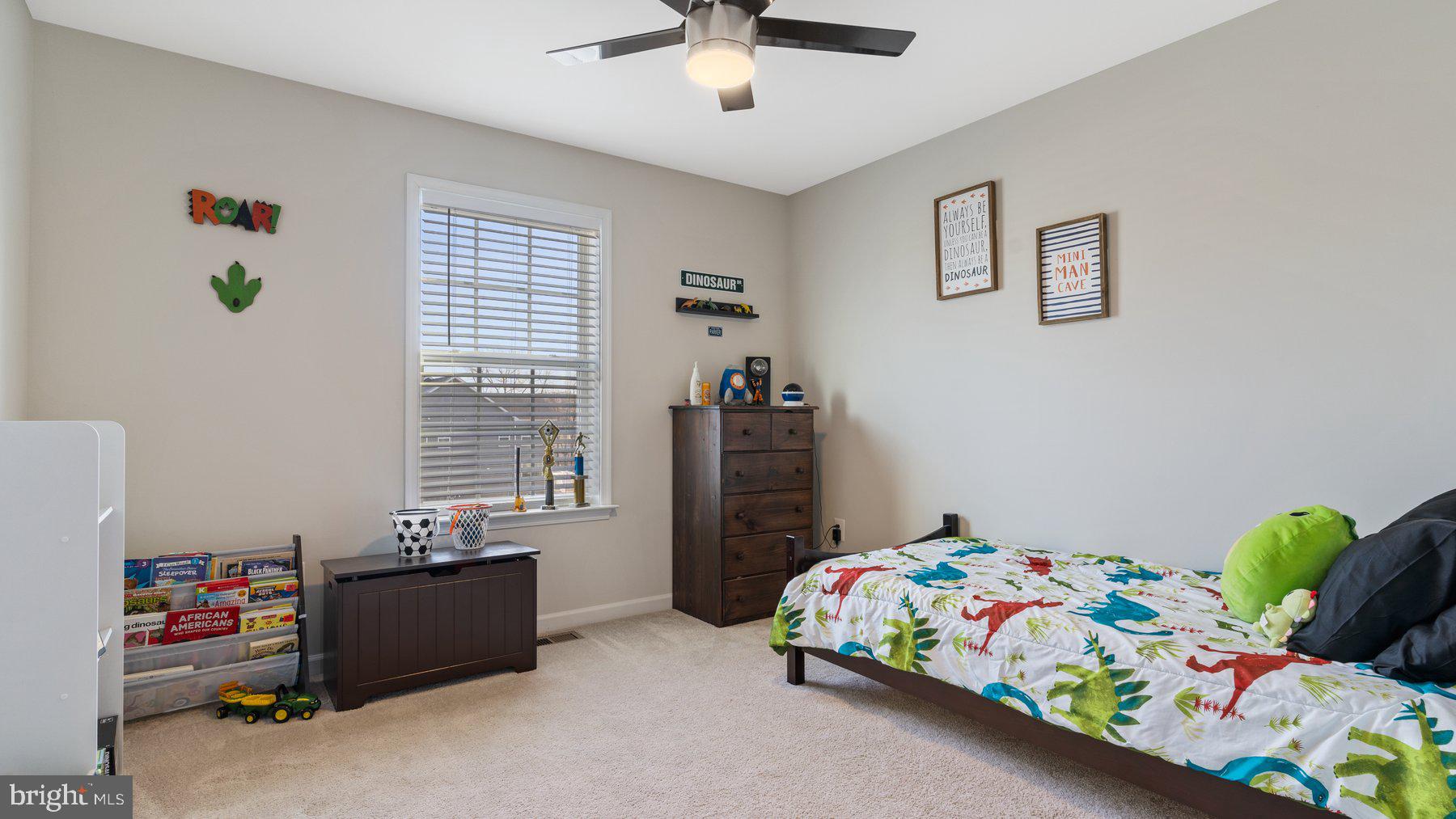 TANTALLON SQUARE - Residential