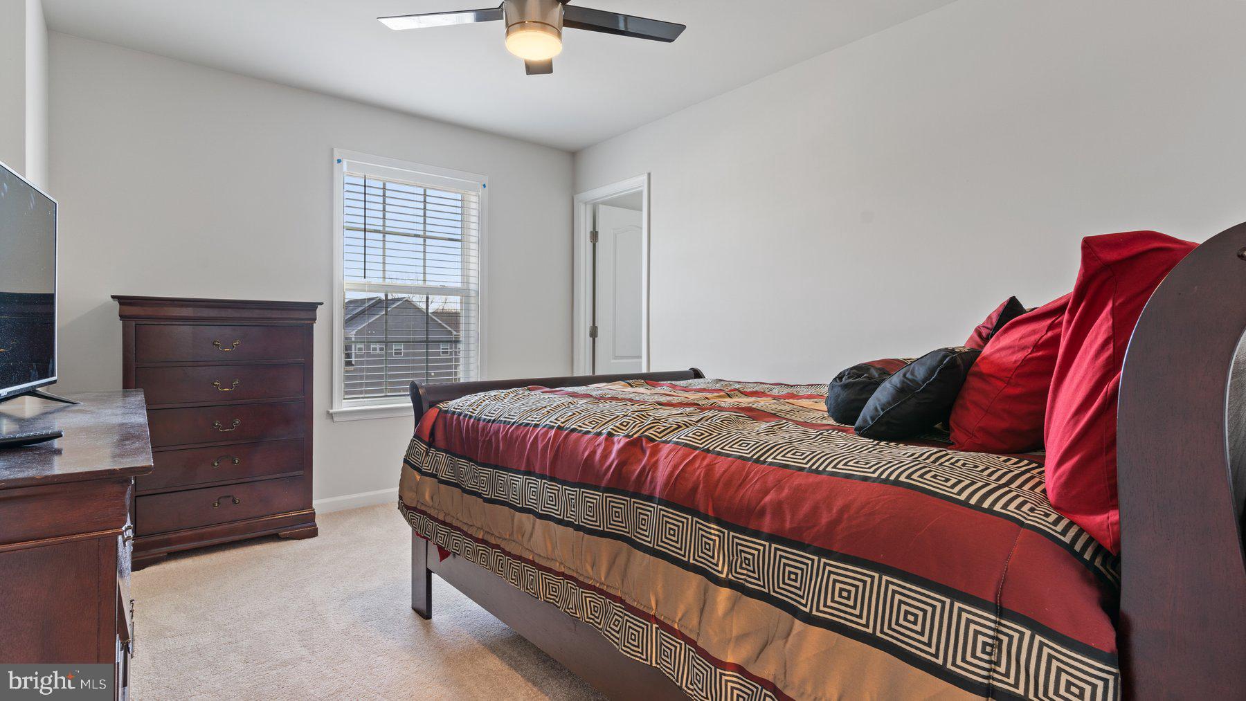 TANTALLON SQUARE - Residential