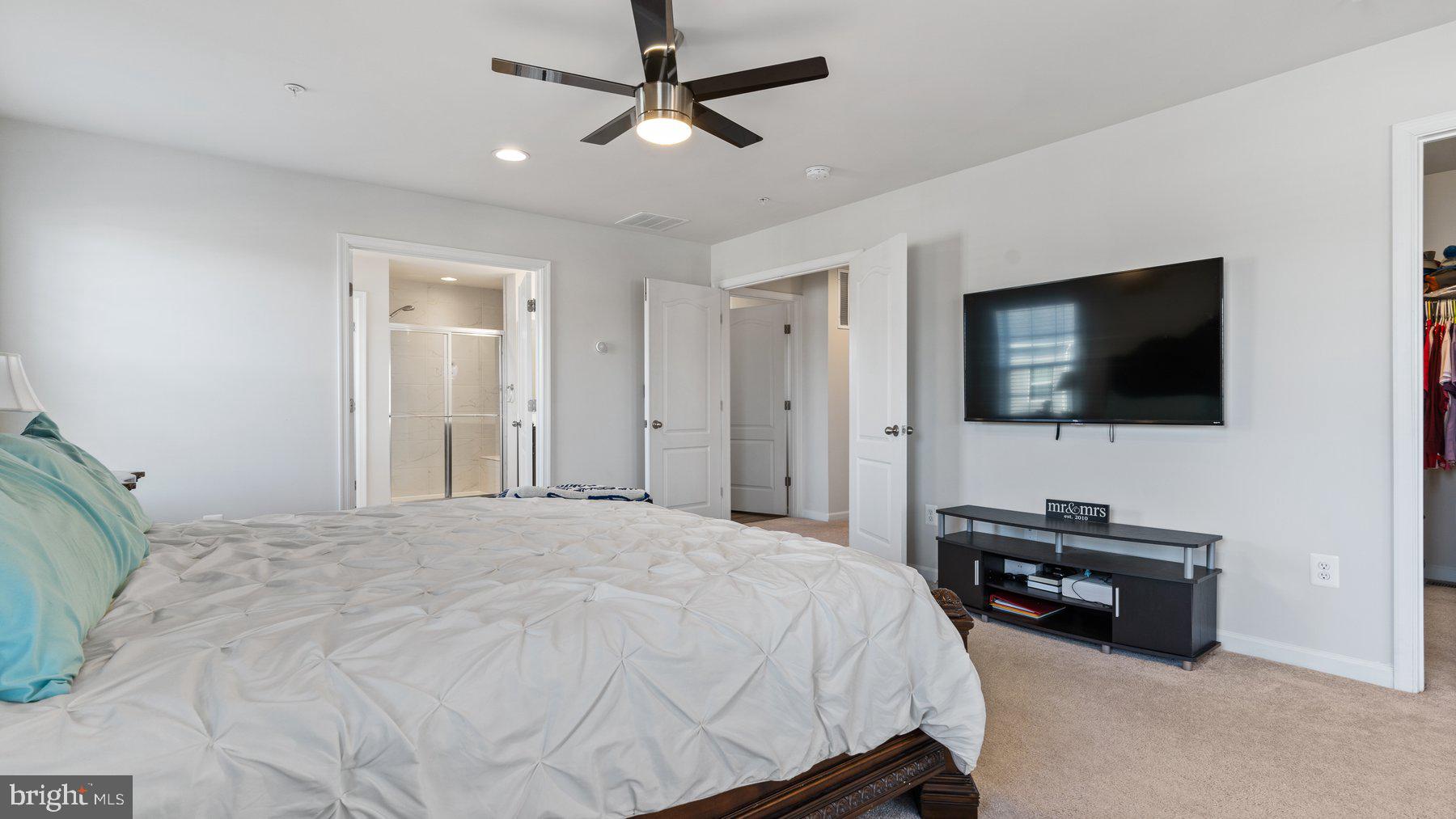 TANTALLON SQUARE - Residential