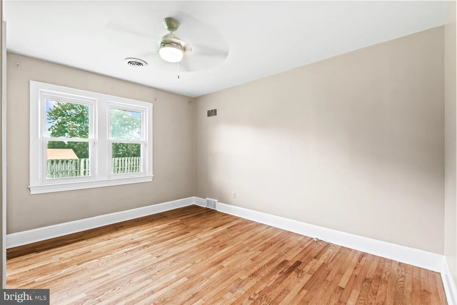 Colonial Beach, Virginia 22443, United States, 3 Bedrooms Bedrooms, ,2 BathroomsBathrooms,Residential,Coming Soon,174281