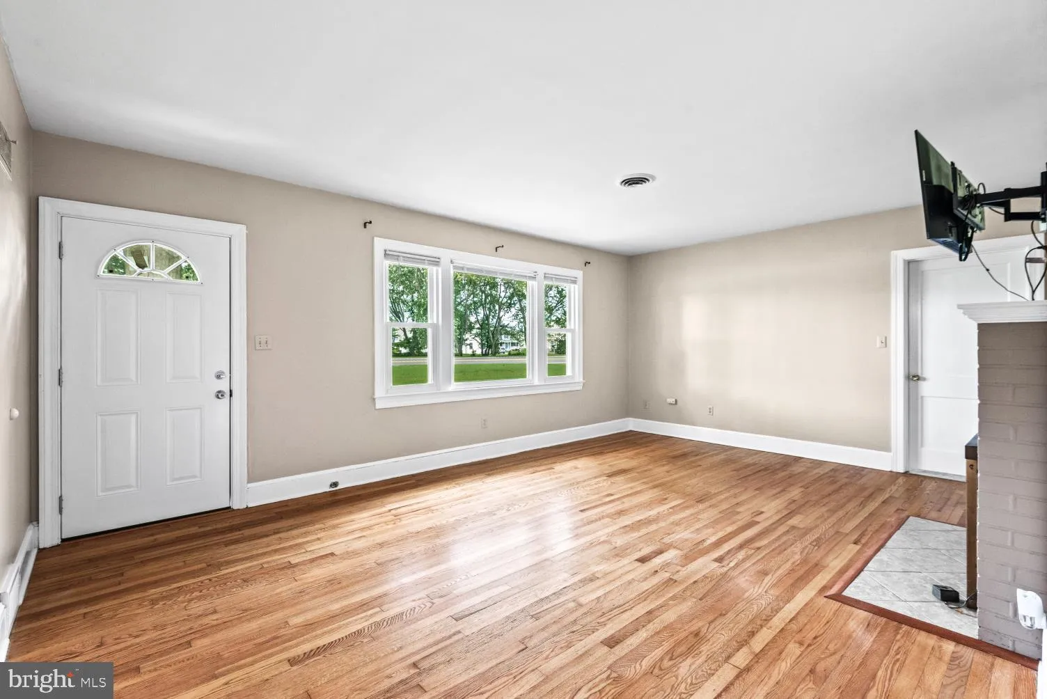 Colonial Beach, Virginia 22443, United States, 3 Bedrooms Bedrooms, ,2 BathroomsBathrooms,Residential,Coming Soon,174281